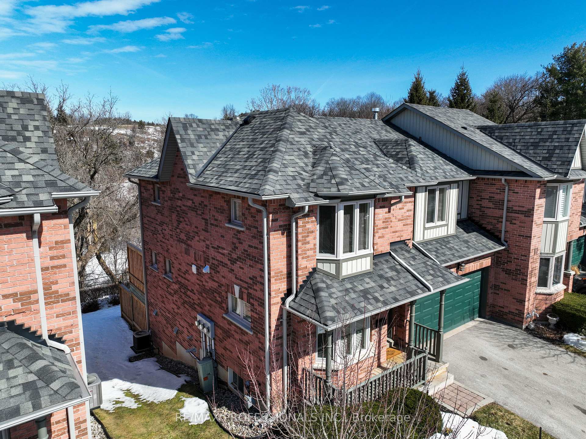 Photo 2 of Unit 17, 76 River Drive, Halton Hills, Georgetown — HOMEH