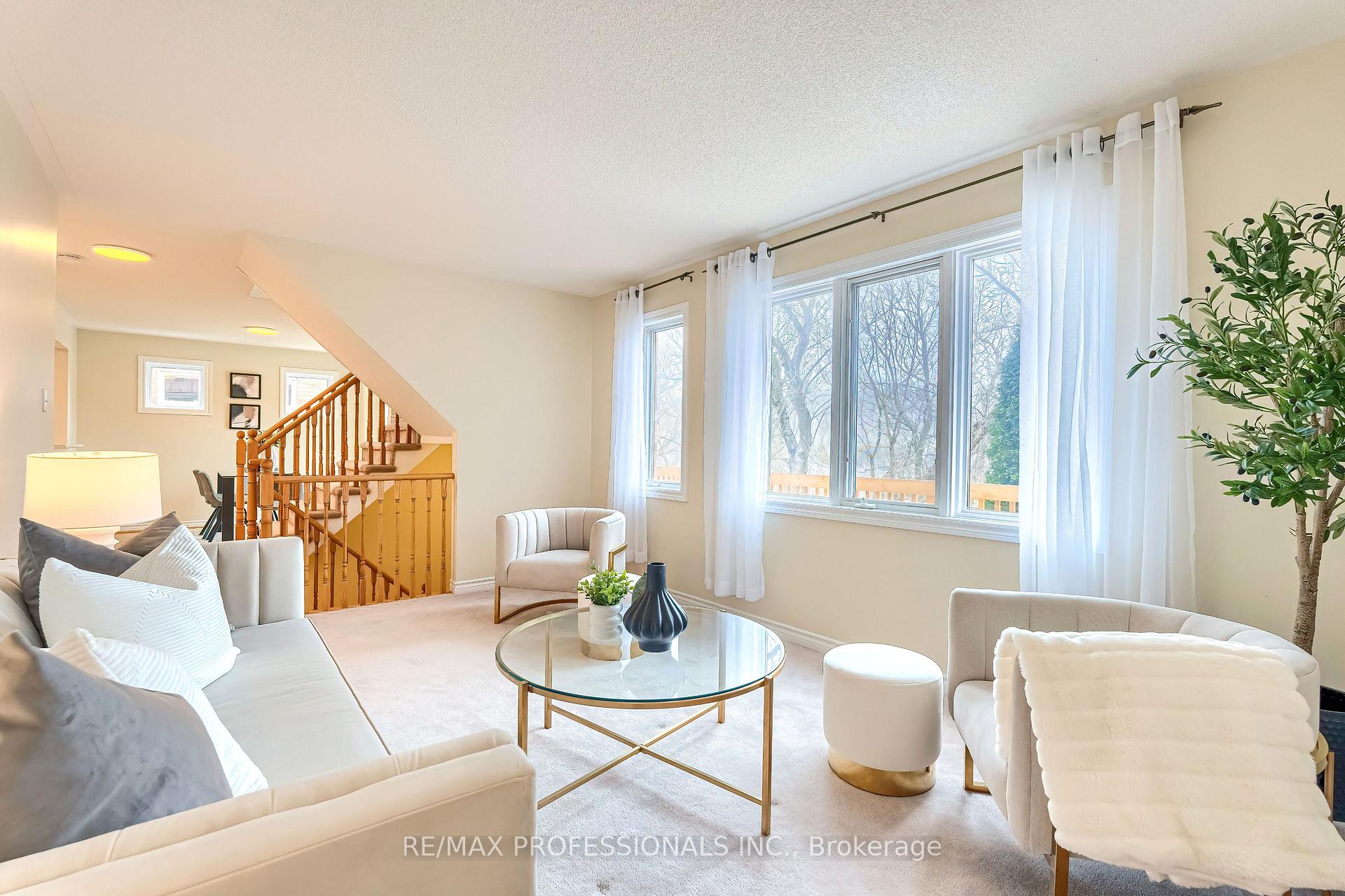 Photo 13 of Unit 17, 76 River Drive, Halton Hills, Georgetown — HOMEH