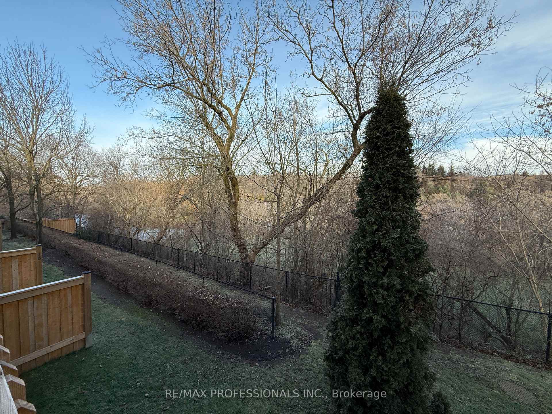 Photo 30 of Unit 17, 76 River Drive, Halton Hills, Georgetown — HOMEH