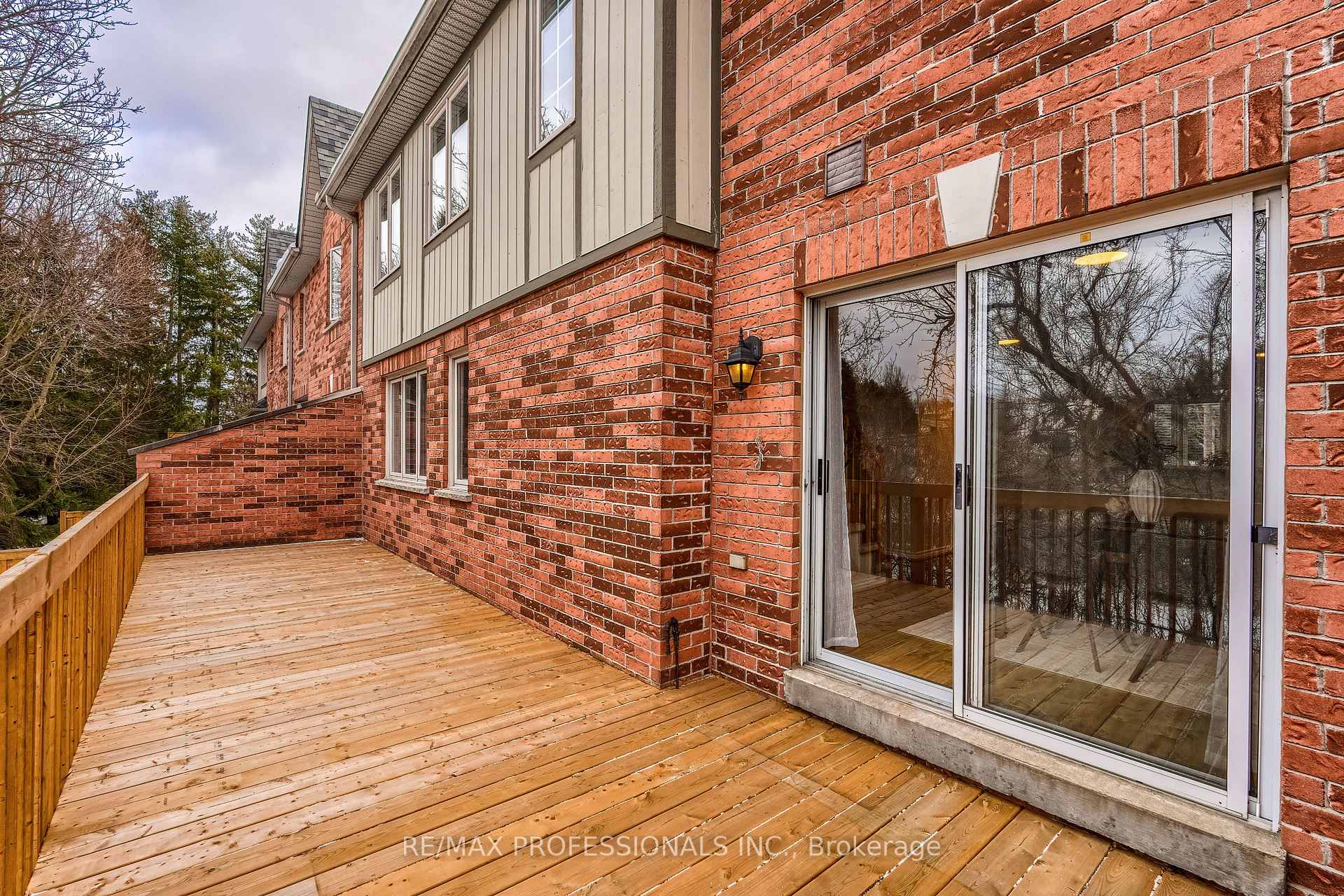 Photo 35 of Unit 17, 76 River Drive, Halton Hills, Georgetown — HOMEH