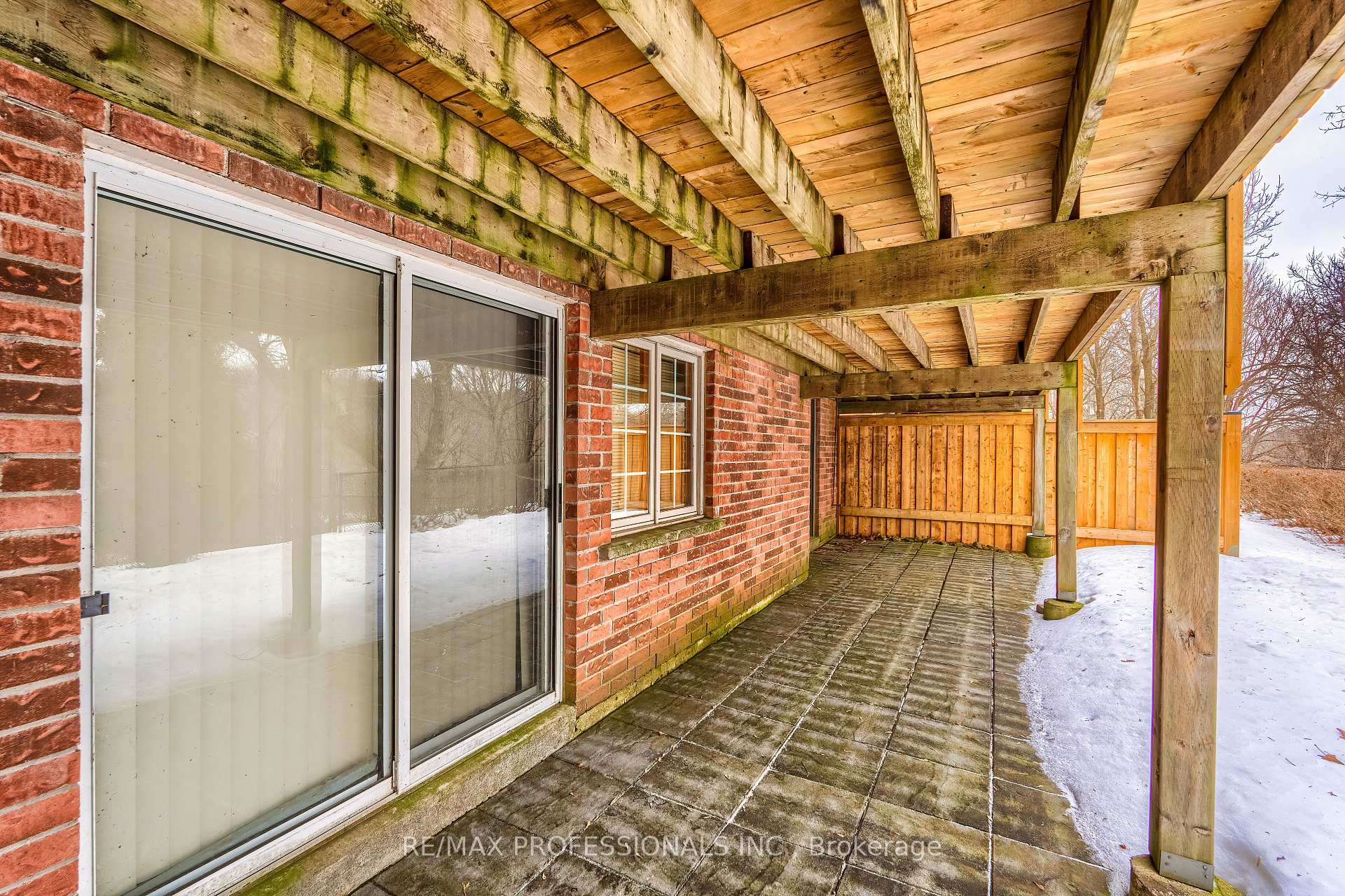 Photo 43 of Unit 17, 76 River Drive, Halton Hills, Georgetown — HOMEH