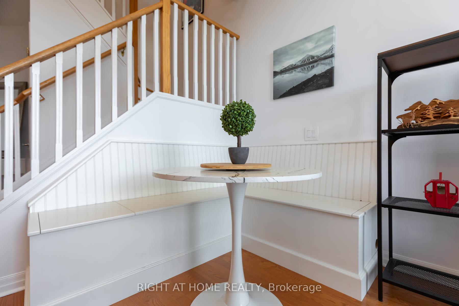 Photo 7 of Unit 421, 901 Queen Street W, Toronto, Trinity-Bellwoods — HOMEH