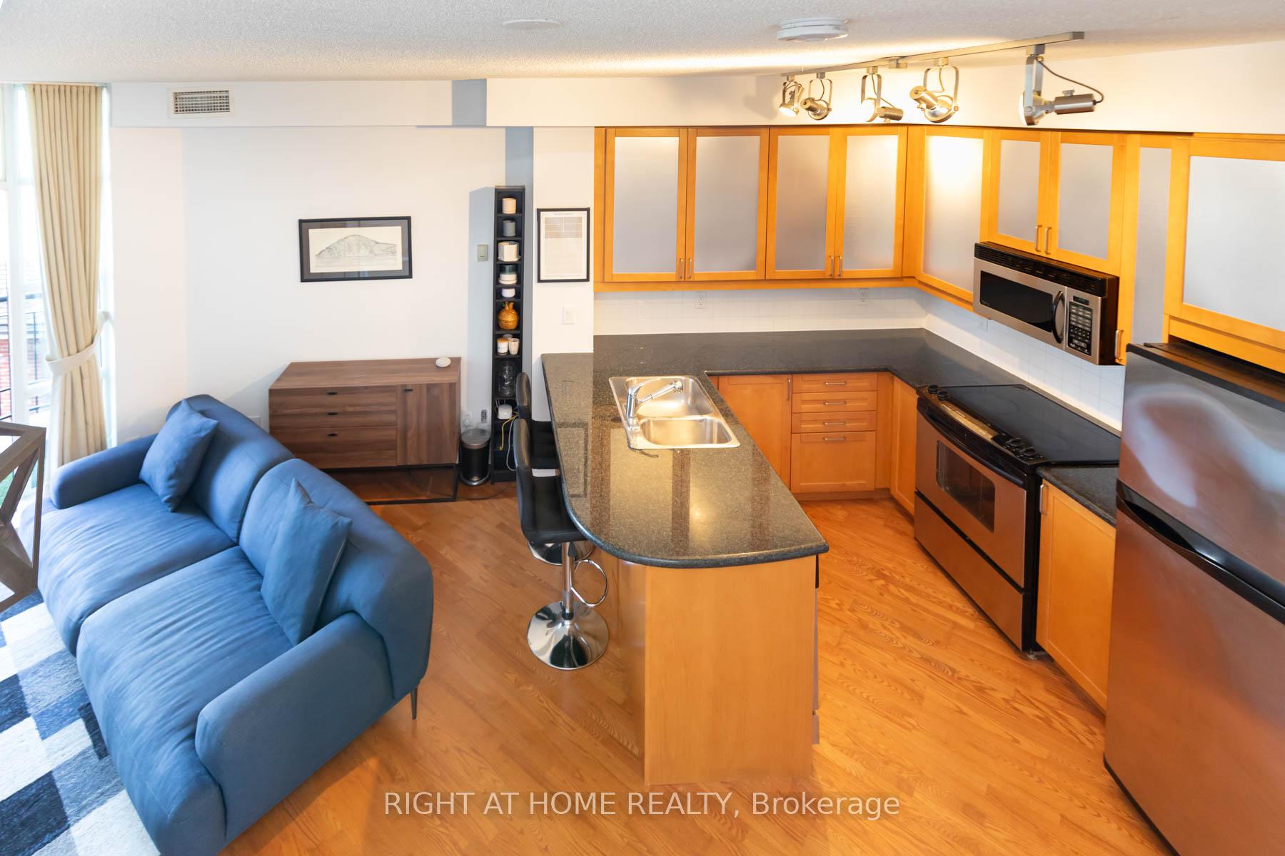 Photo 16 of Unit 421, 901 Queen Street W, Toronto, Trinity-Bellwoods — HOMEH