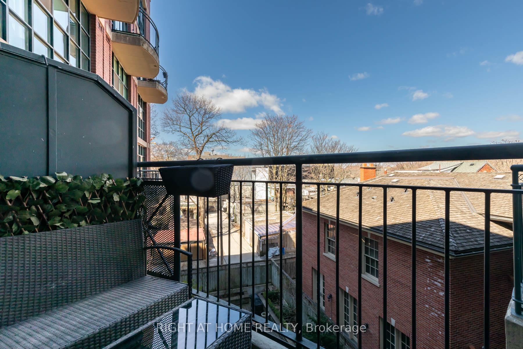 Photo 27 of Unit 421, 901 Queen Street W, Toronto, Trinity-Bellwoods — HOMEH