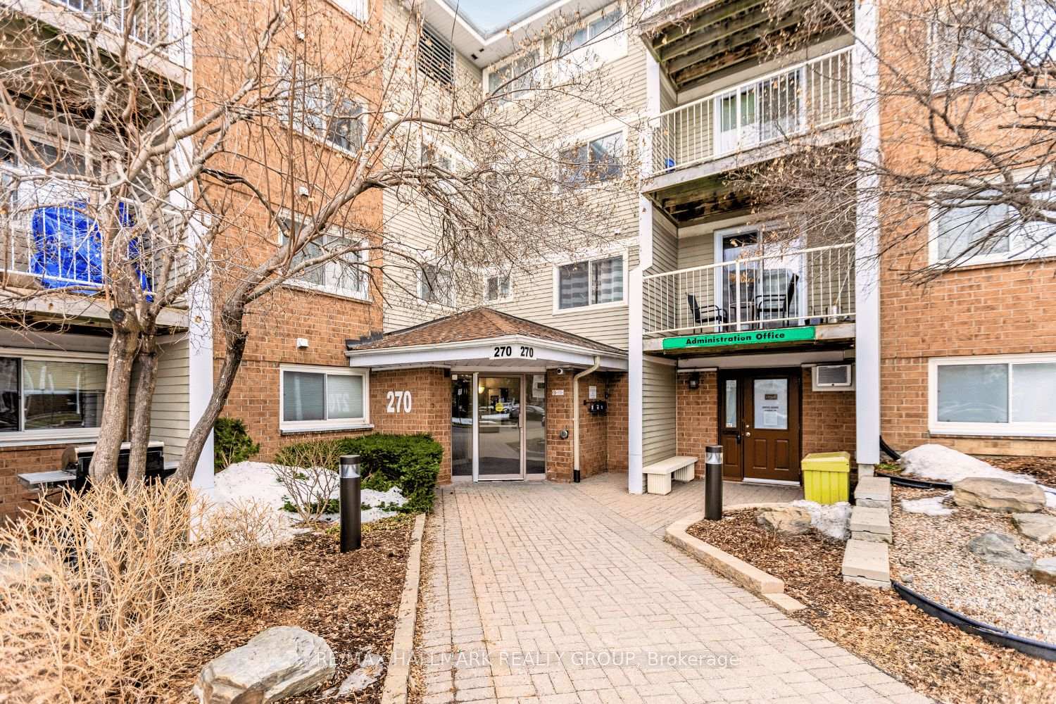 Photo 3 of Unit 305, 270 Brittany Drive, Ottawa, Viscount Alexander Park — HOMEH