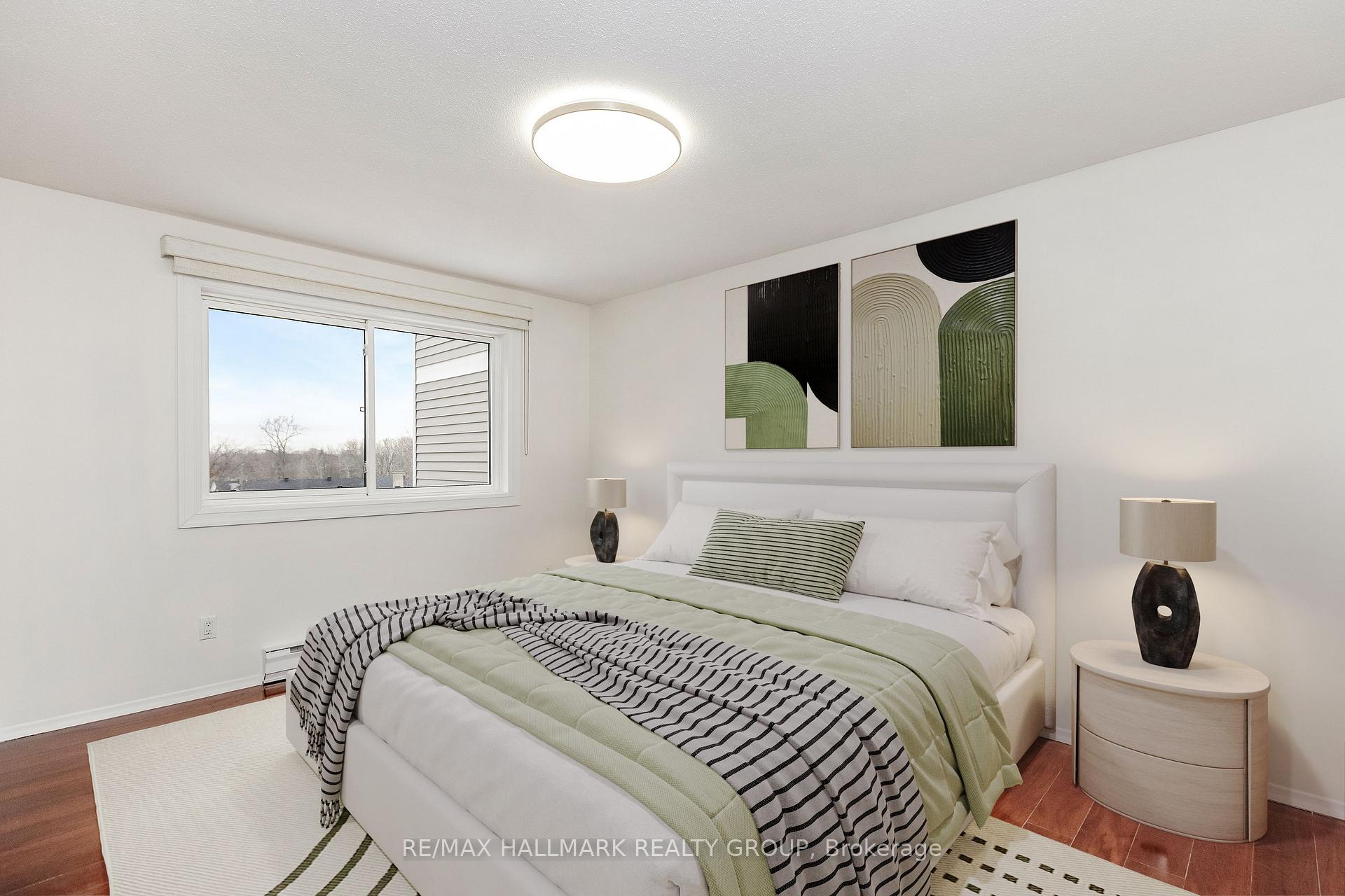 Photo 18 of Unit 305, 270 Brittany Drive, Ottawa, Viscount Alexander Park — HOMEH