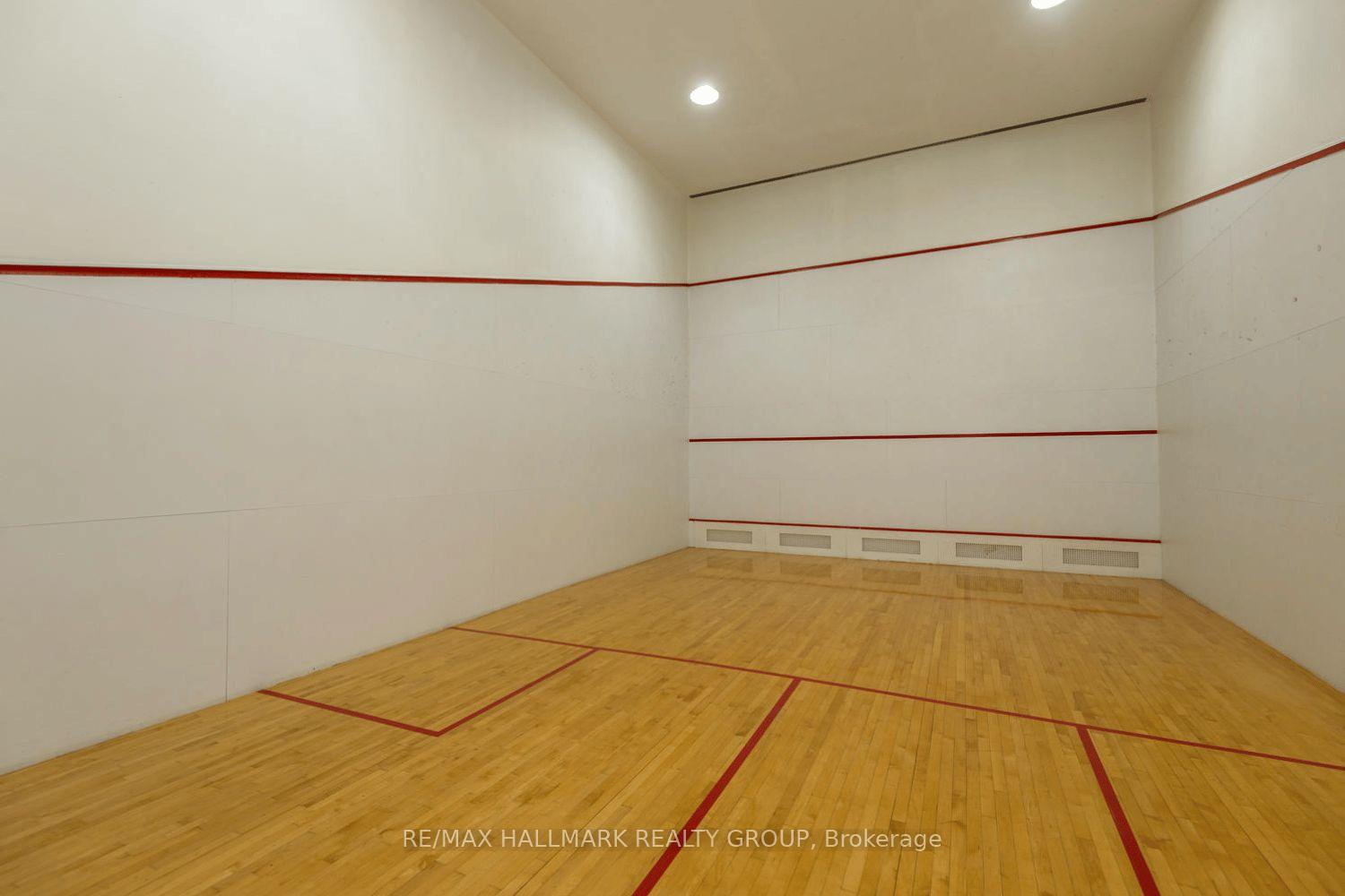 Photo 28 of Unit 305, 270 Brittany Drive, Ottawa, Viscount Alexander Park — HOMEH
