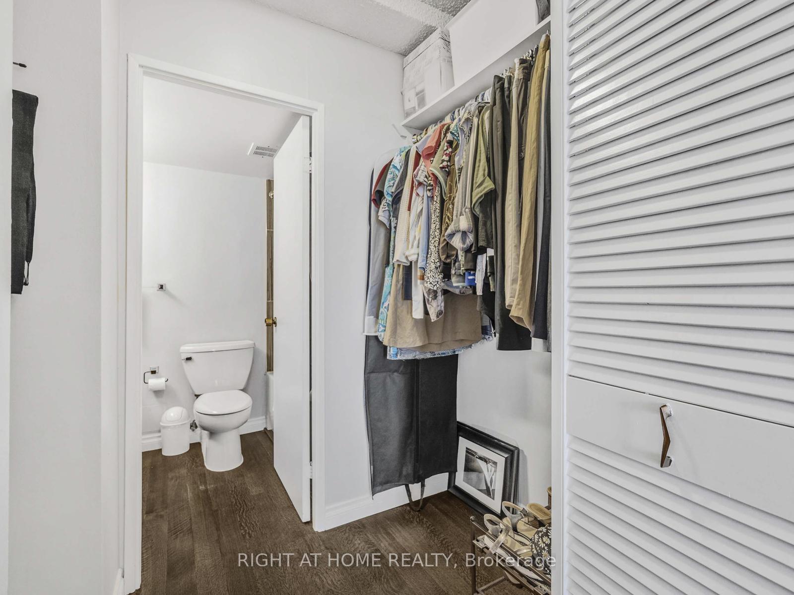 Photo 21 of Unit 1624, 33 Harbour Square, Toronto, Waterfront Communities — HOMEH