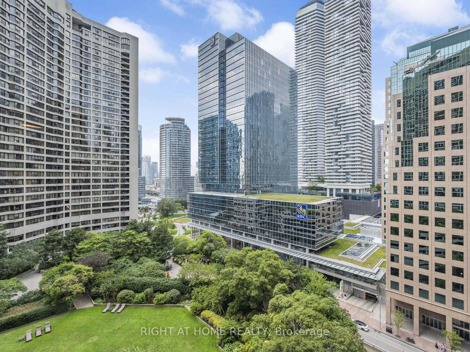 Photo 25 of Unit 1624, 33 Harbour Square, Toronto, Waterfront Communities — HOMEH