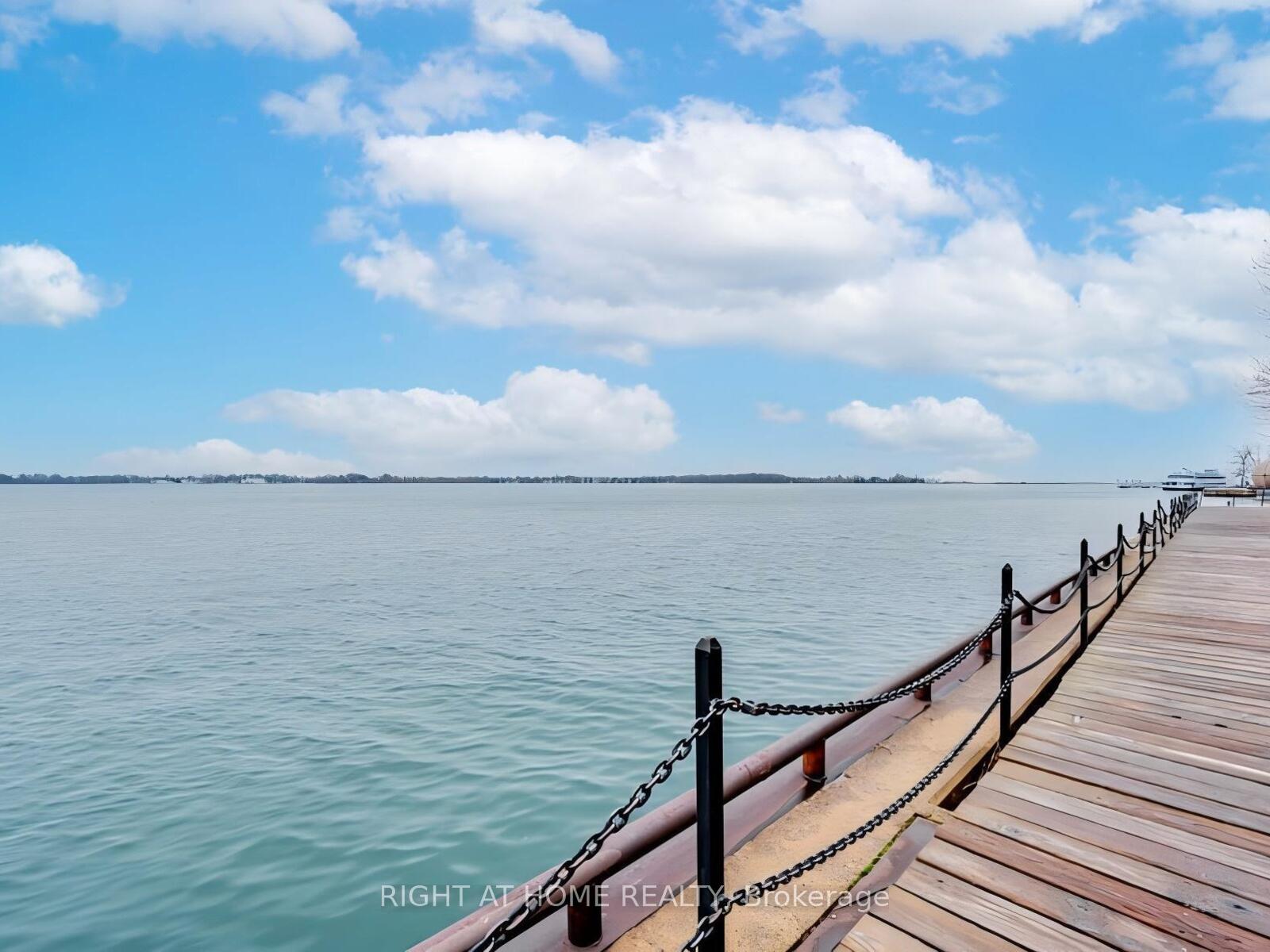 Photo 29 of Unit 1624, 33 Harbour Square, Toronto, Waterfront Communities — HOMEH