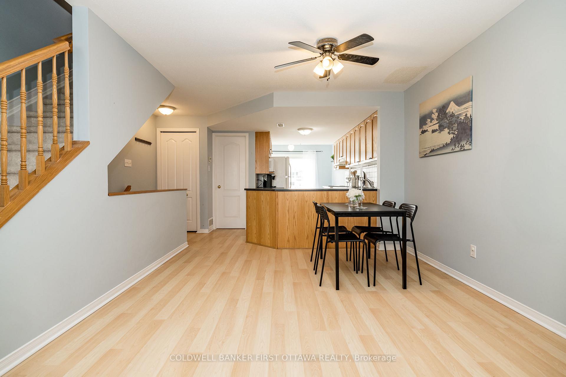 Photo 9 of 326 Crownridge Drive, Ottawa, Kanata - Emerald Meadows/Trailwest — HOMEH