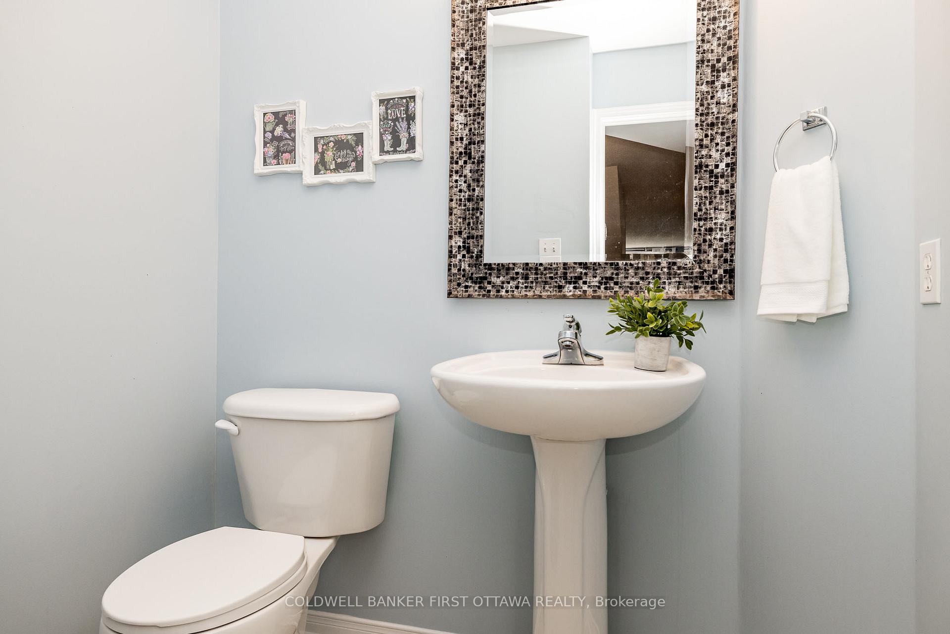 Photo 18 of 326 Crownridge Drive, Ottawa, Kanata - Emerald Meadows/Trailwest — HOMEH