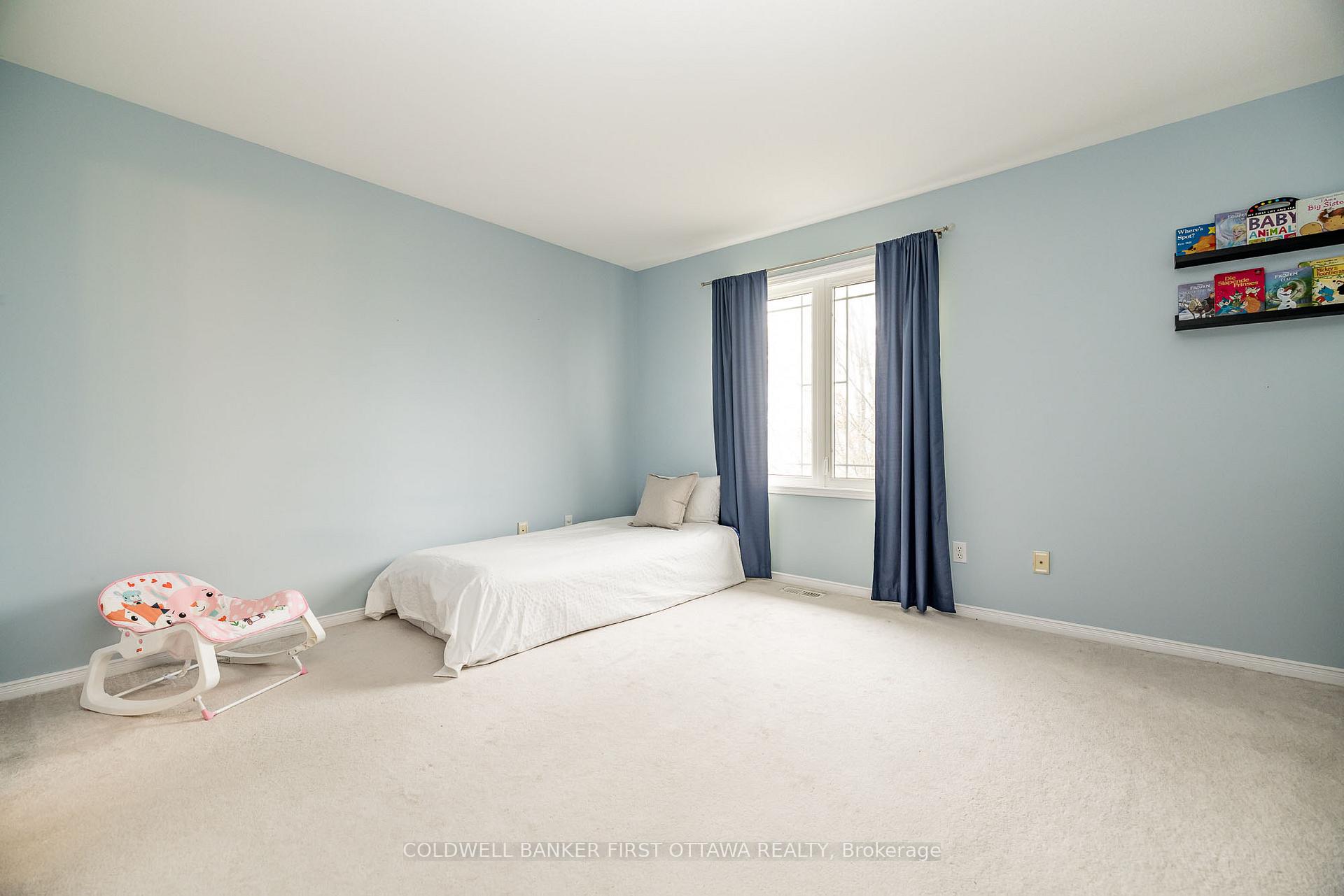 Photo 24 of 326 Crownridge Drive, Ottawa, Kanata - Emerald Meadows/Trailwest — HOMEH