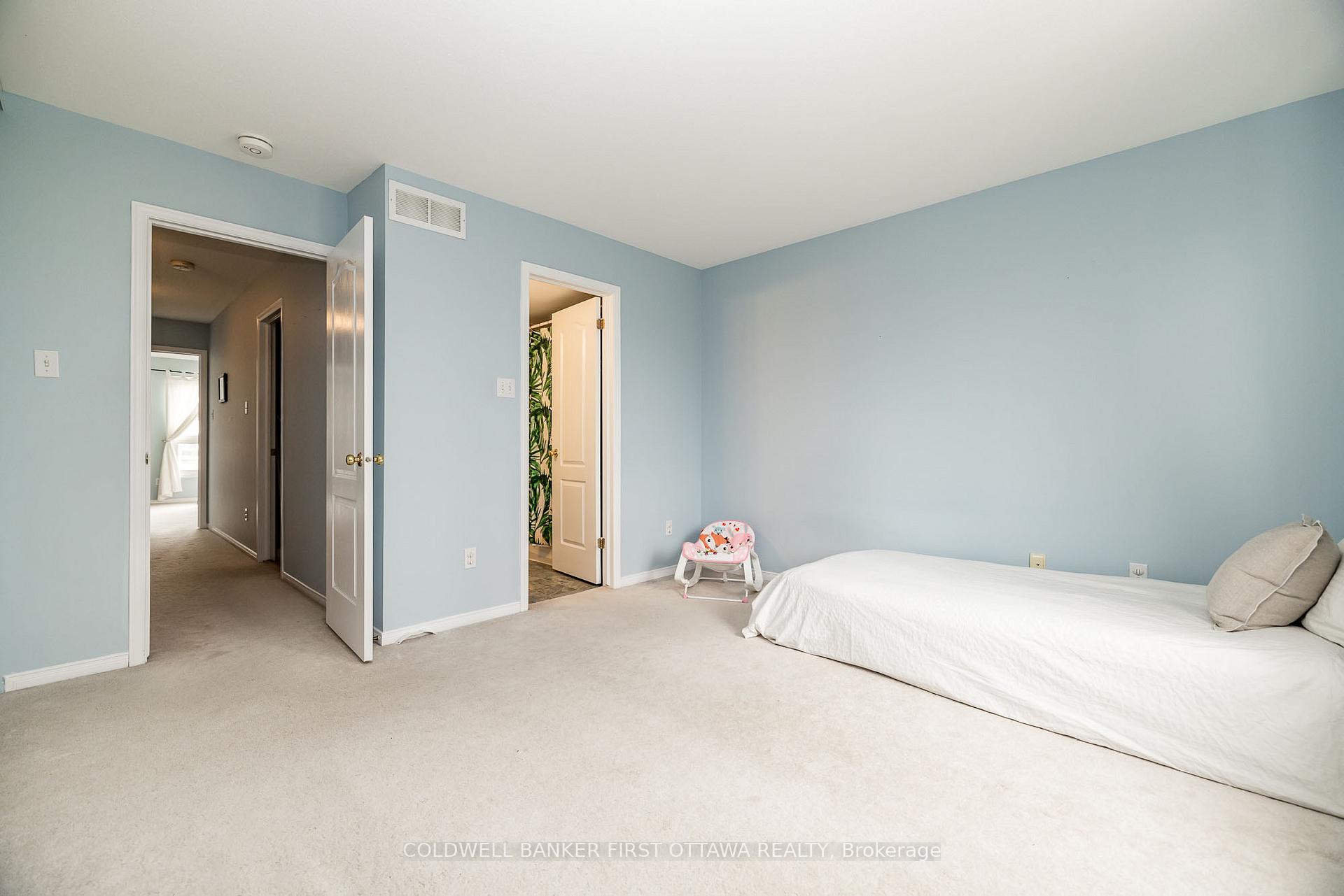 Photo 25 of 326 Crownridge Drive, Ottawa, Kanata - Emerald Meadows/Trailwest — HOMEH