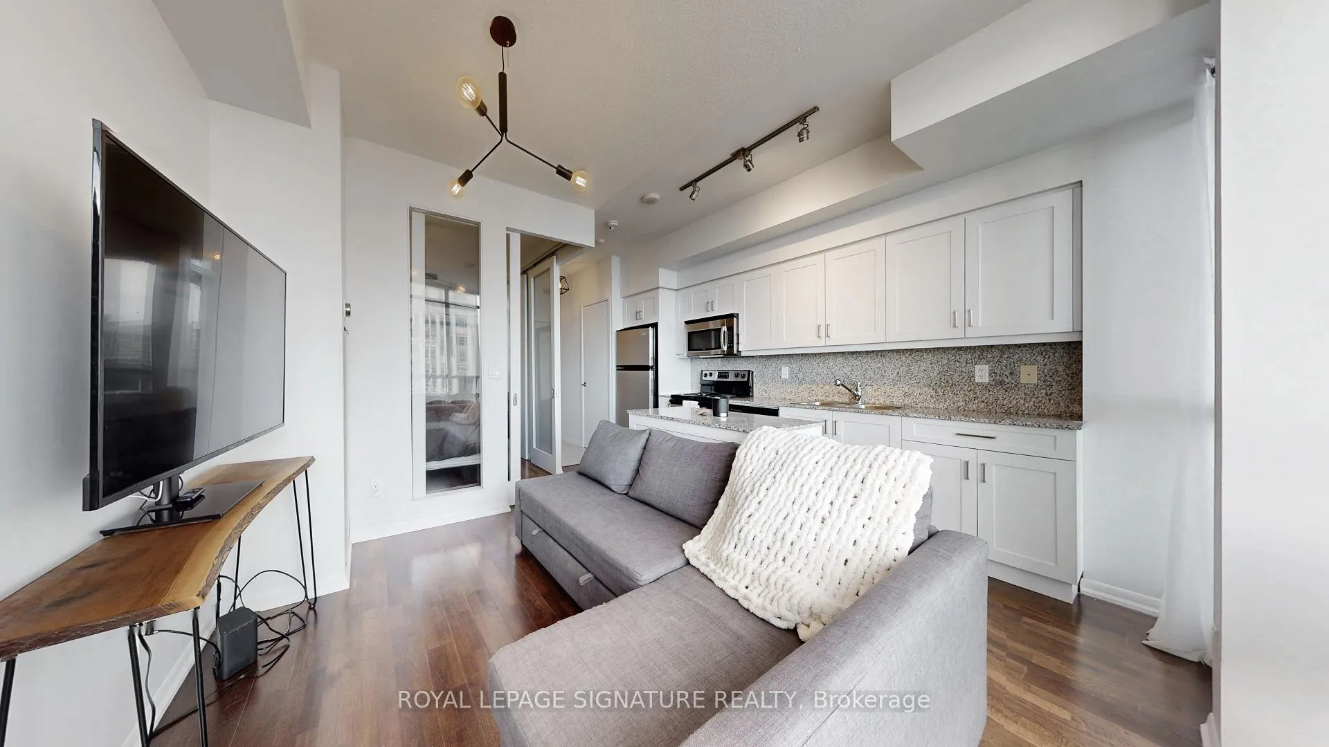 Photo 3 of Unit 3403, 215 Fort York Boulevard, Toronto, Niagara — HOMEH