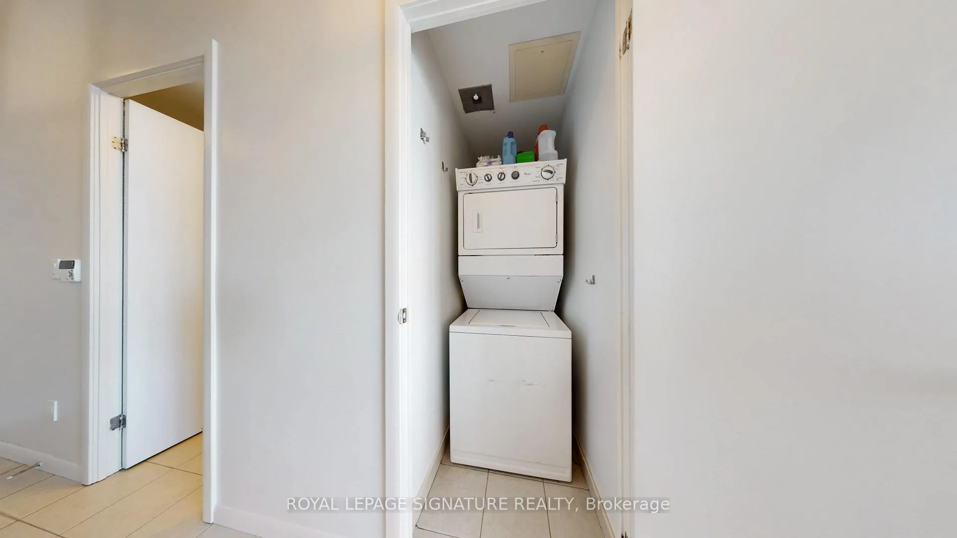 Photo 14 of Unit 3403, 215 Fort York Boulevard, Toronto, Niagara — HOMEH