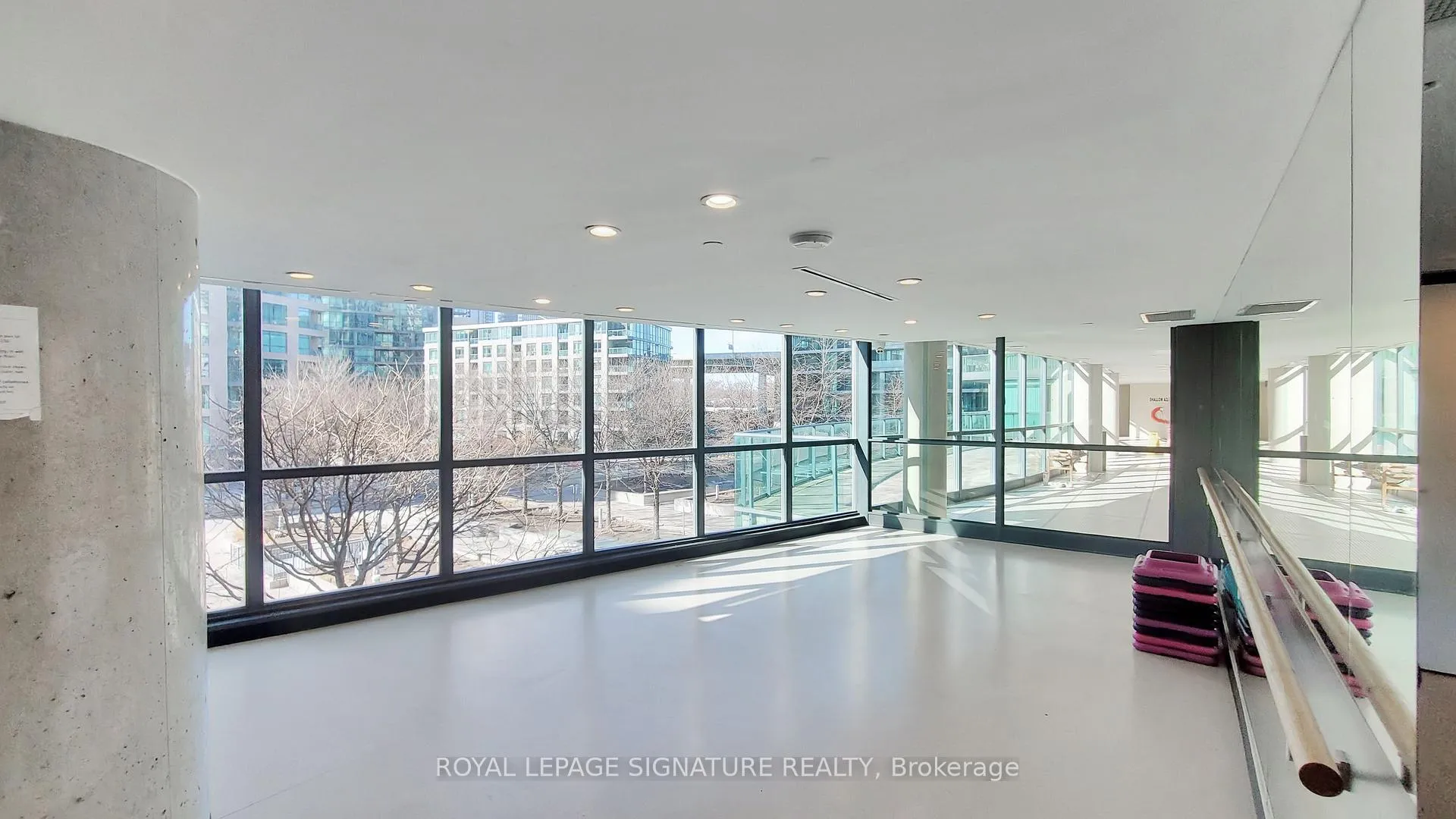 Photo 31 of Unit 3403, 215 Fort York Boulevard, Toronto, Niagara — HOMEH
