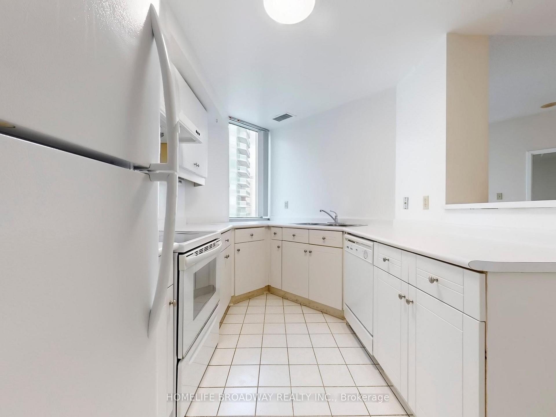 Photo 13 of Unit 2407, 10 Queens Quay W, Toronto, Waterfront Communities — HOMEH
