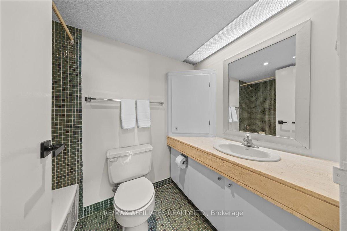 Photo 63 of Unit 7D, 300 Queen Elizabeth Drive, Ottawa, Glebe — HOMEH