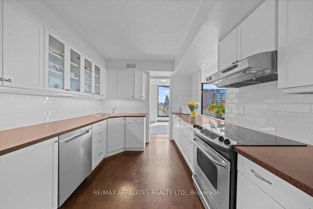 Photo 5 of Unit 7D, 300 Queen Elizabeth Drive, Ottawa, Glebe — HOMEH