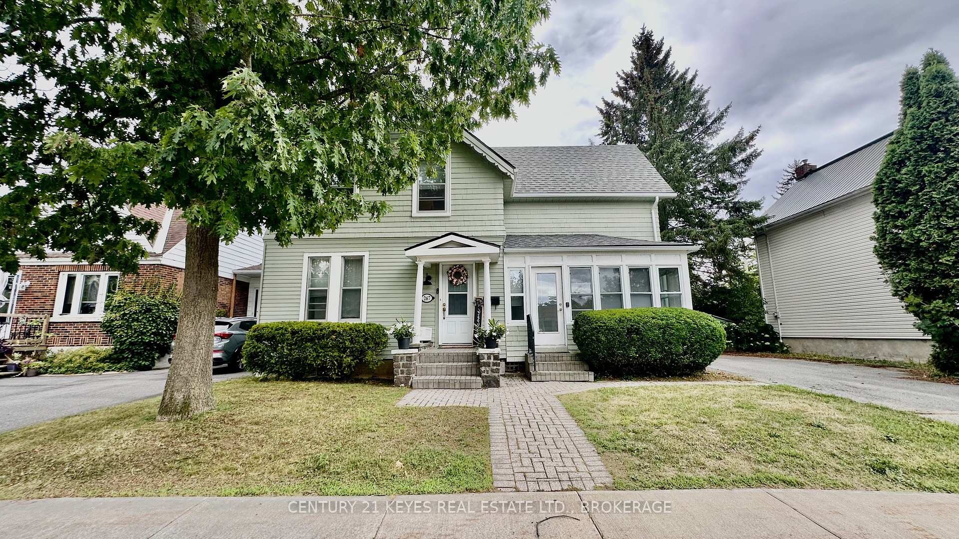 Photo 3 of 267 John Street, Gananoque — HOMEH