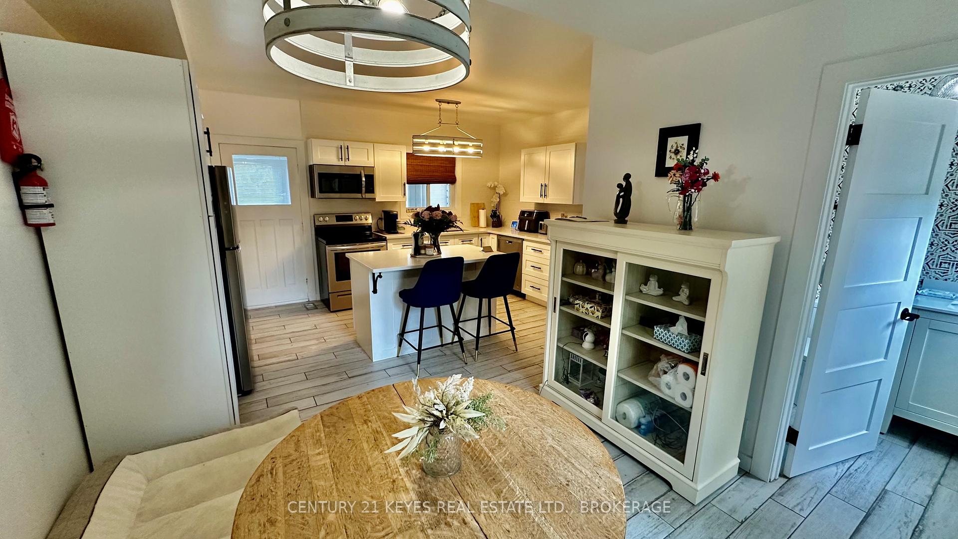 Photo 13 of 267 John Street, Gananoque — HOMEH
