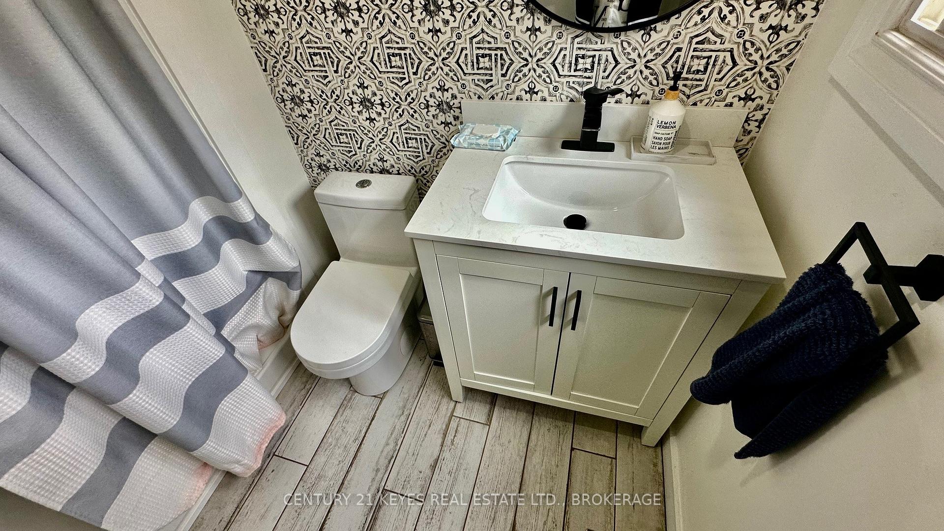Photo 23 of 267 John Street, Gananoque — HOMEH