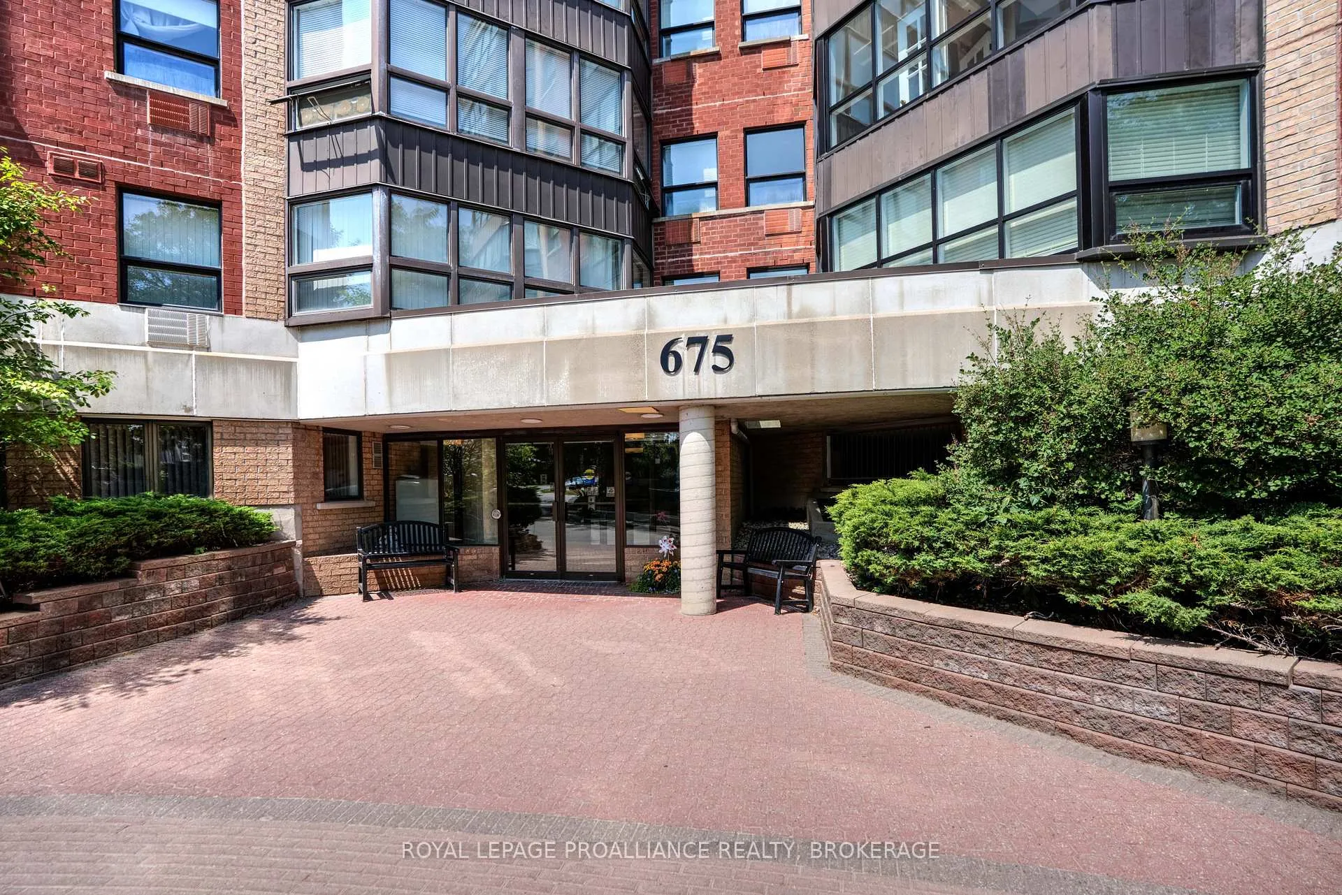 Front of Unit 609, 675 Davis Drive
