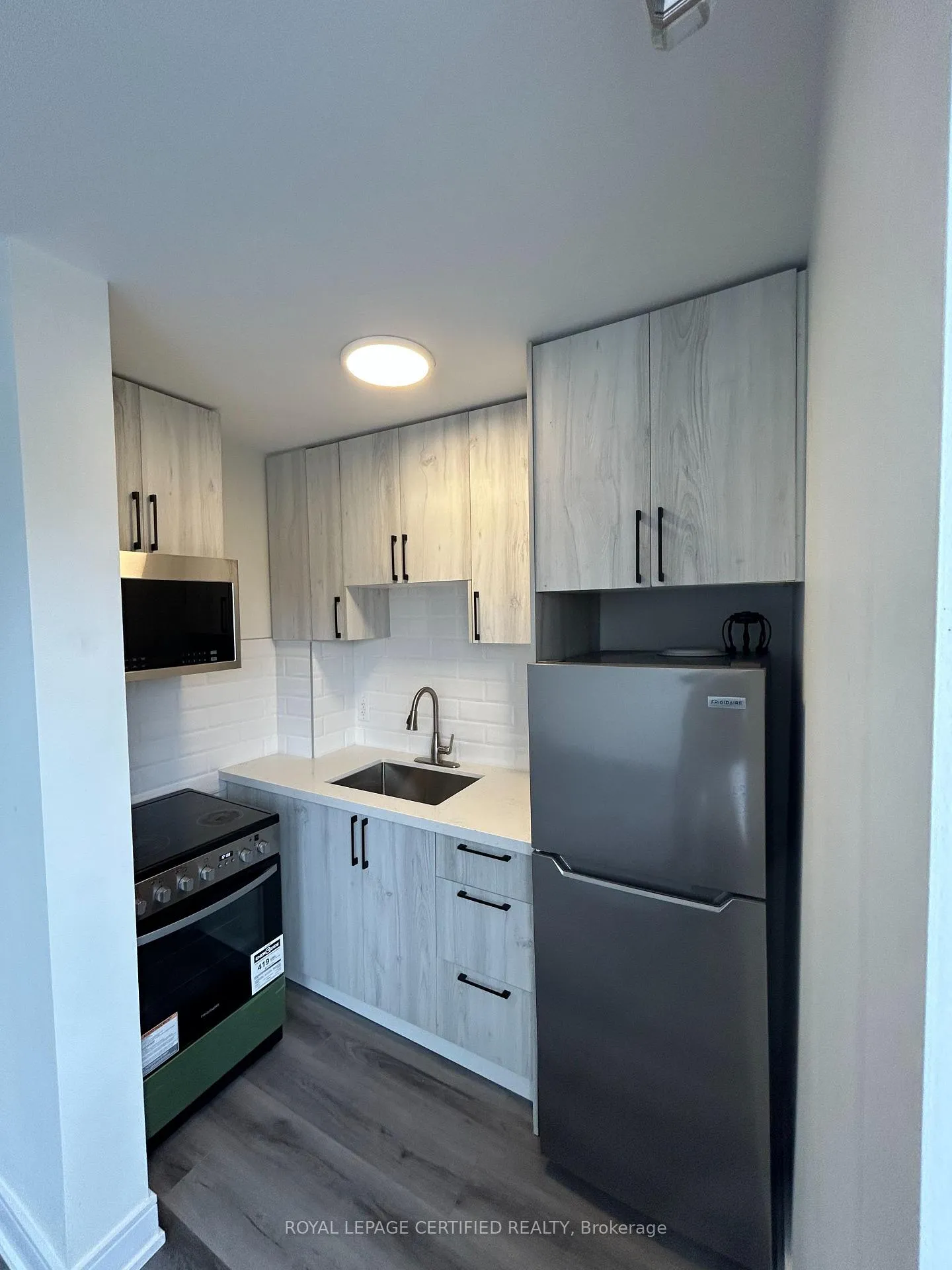 Photo 5 of Unit 26, 3464 Yonge Street, Toronto, Lawrence Park North — HOMEH