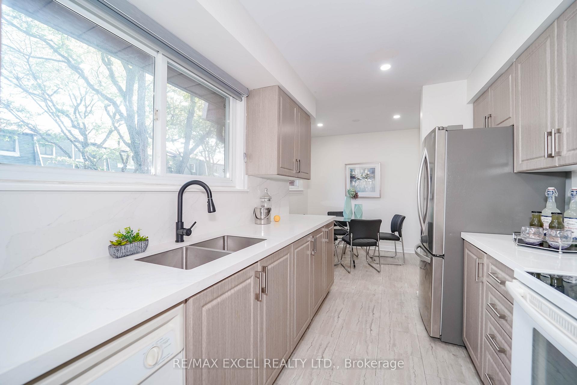 Photo 22 of Unit 48, 1310 Fieldlight Boulevard, Pickering, Liverpool — HOMEH