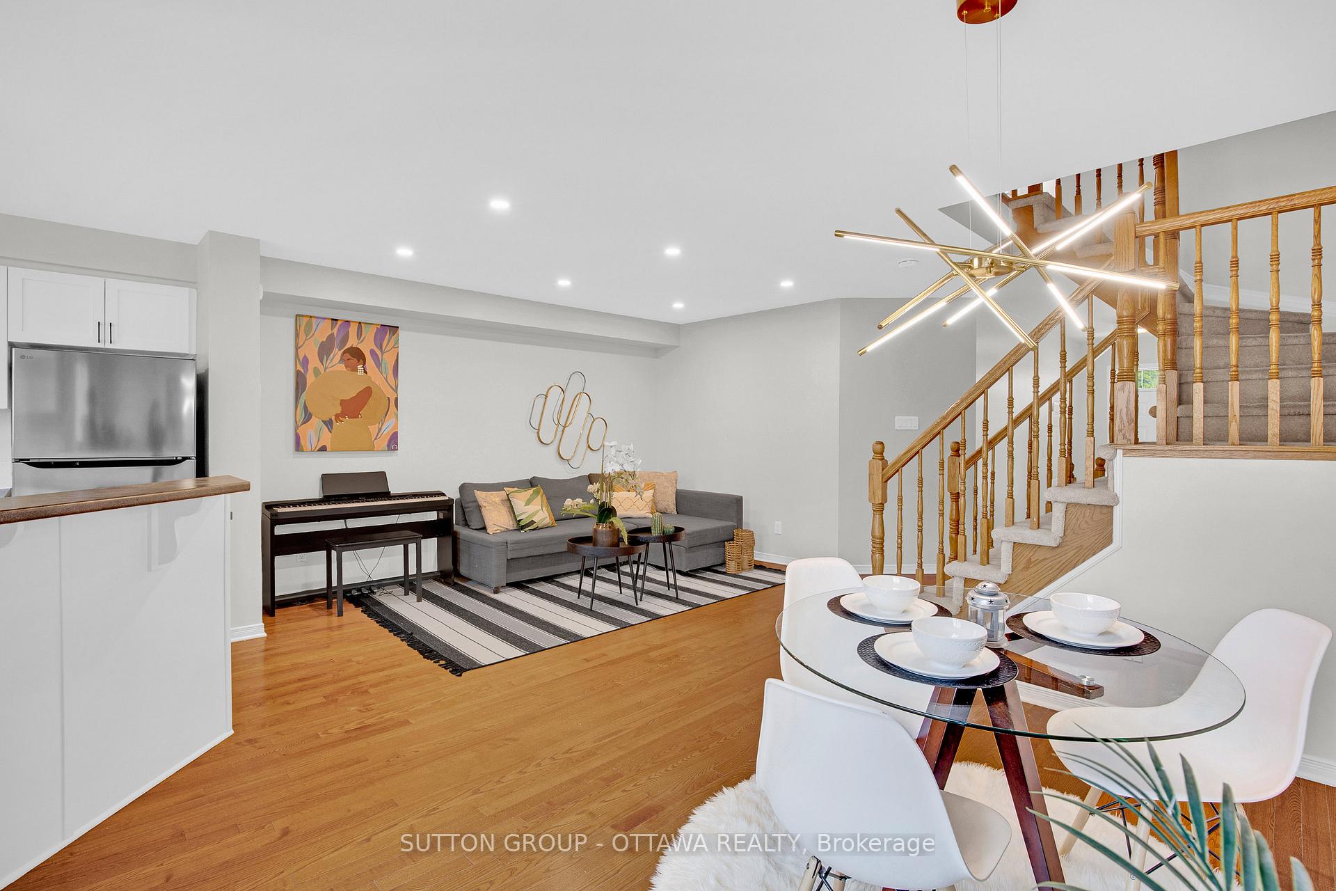 Photo 5 of 4401 Goldeneye Way, Ottawa, Riverside South/Gloucester Glen — HOMEH