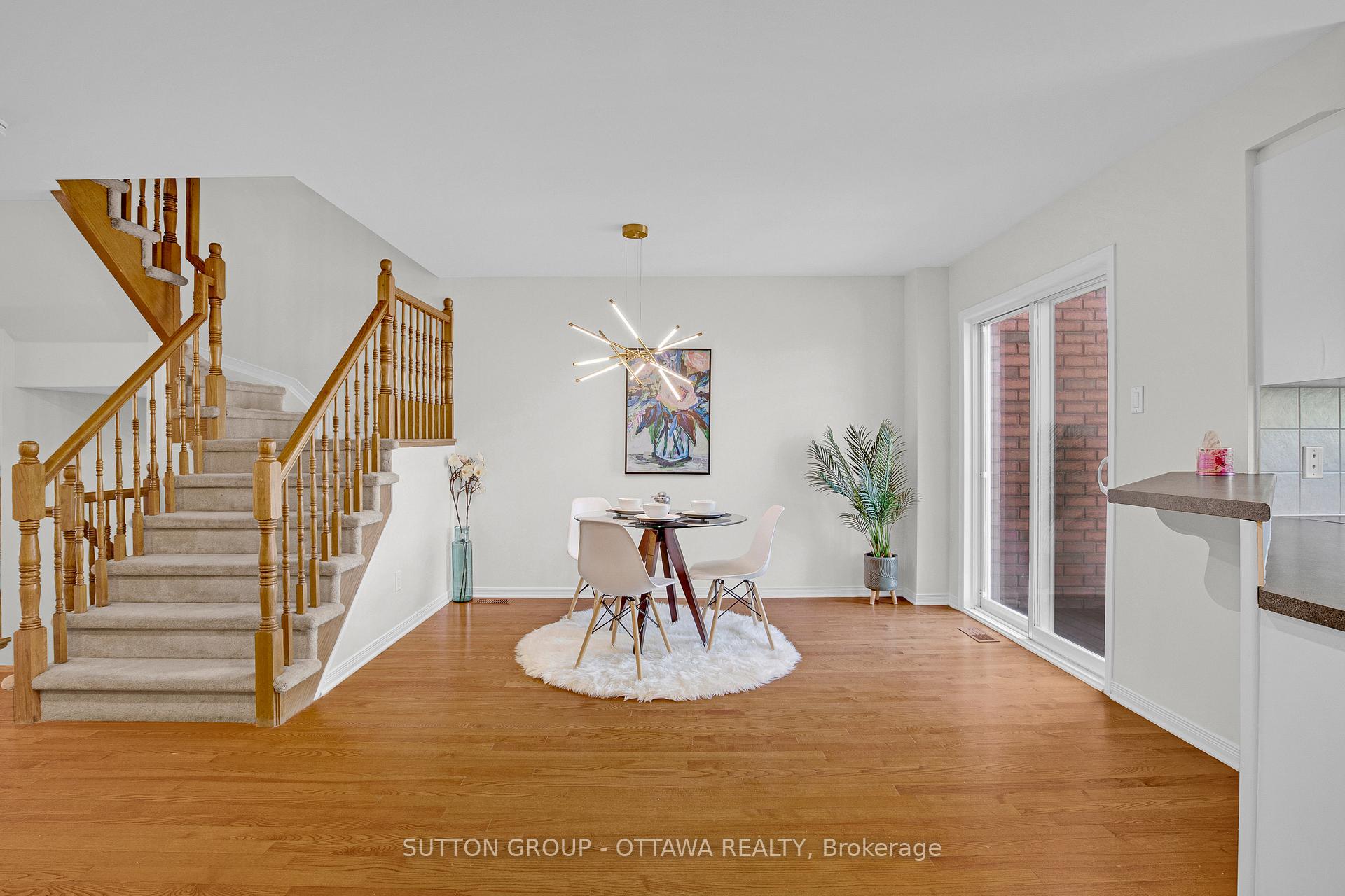Photo 8 of 4401 Goldeneye Way, Ottawa, Riverside South/Gloucester Glen — HOMEH