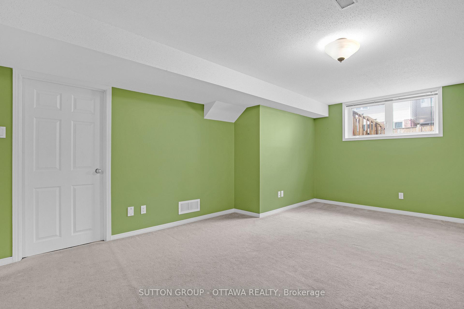 Photo 26 of 4401 Goldeneye Way, Ottawa, Riverside South/Gloucester Glen — HOMEH