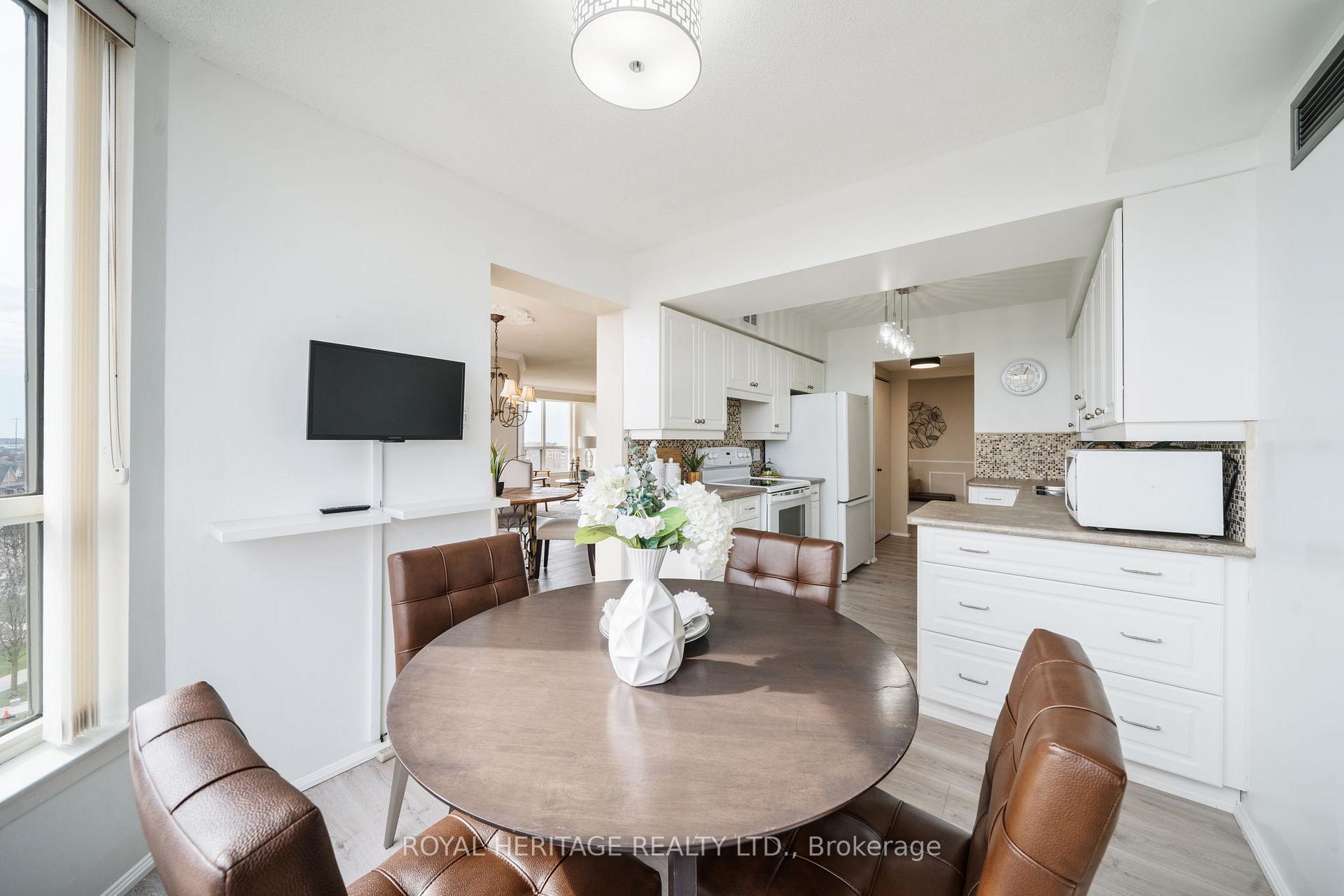 Photo 18 of Unit 720, 1880 Valley Farm Road, Pickering, Town Centre — HOMEH