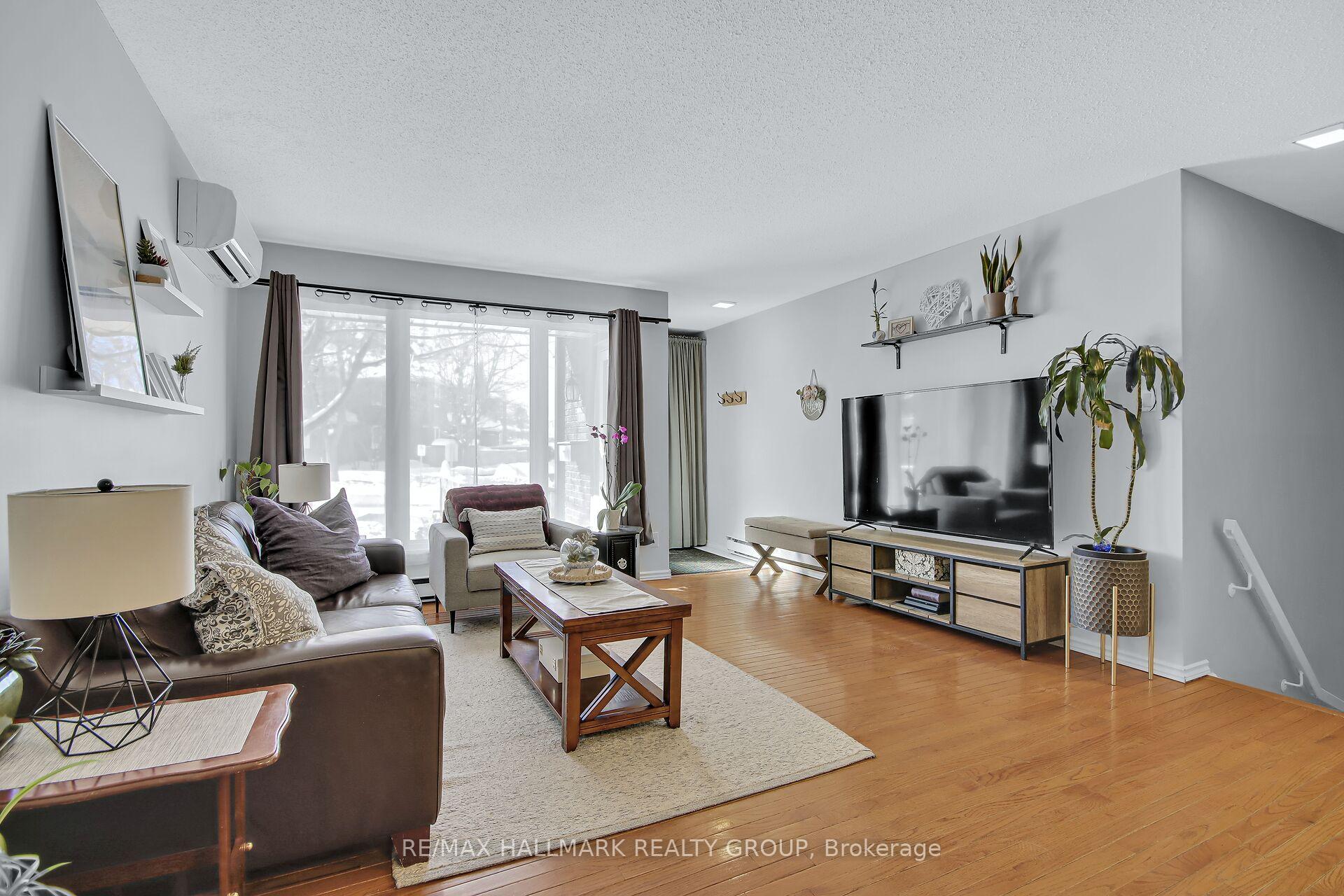 Photo 8 of Unit 110, 1835 Marsala Crescent, Ottawa, Fallingbrook/Pineridge — HOMEH
