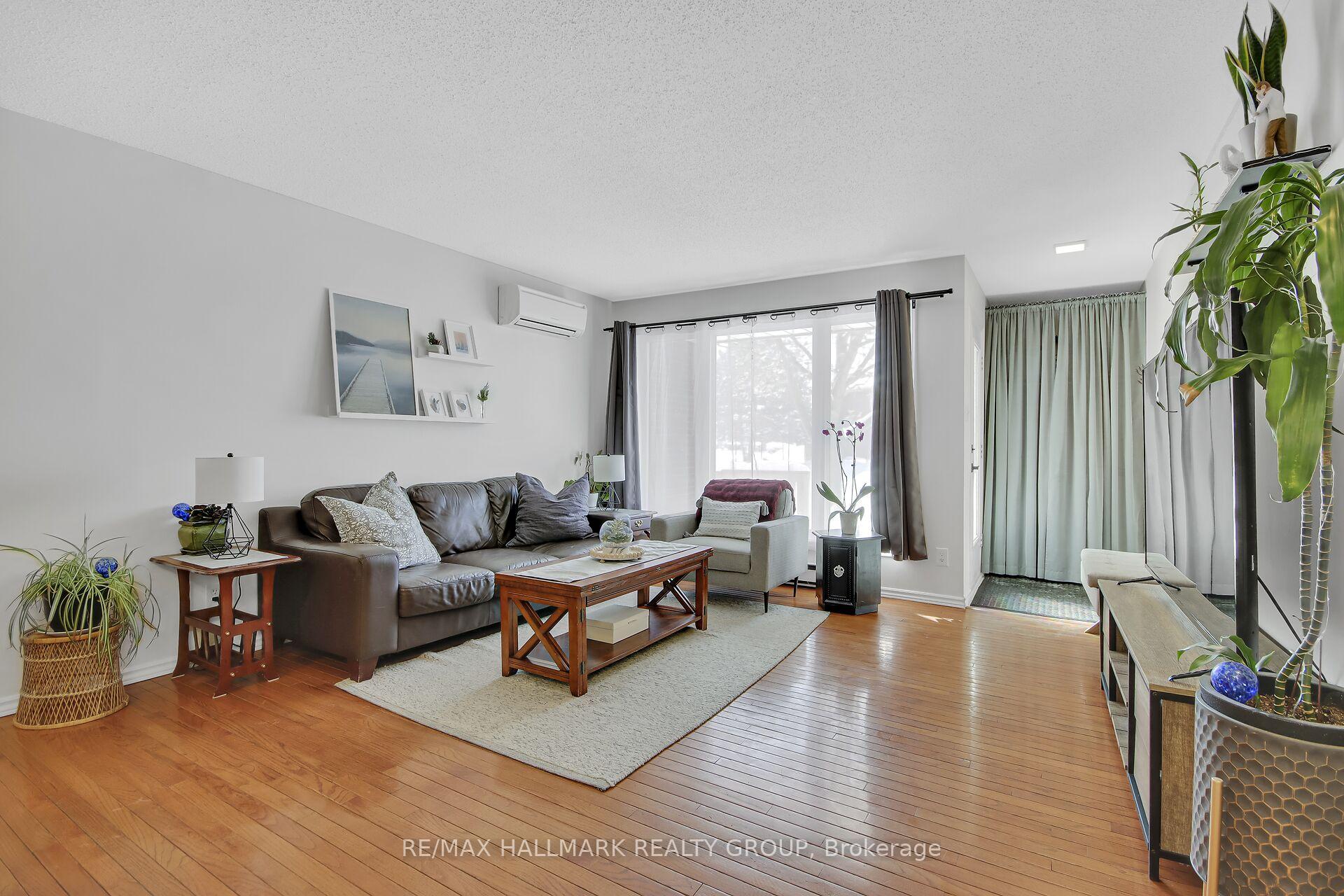 Photo 9 of Unit 110, 1835 Marsala Crescent, Ottawa, Fallingbrook/Pineridge — HOMEH