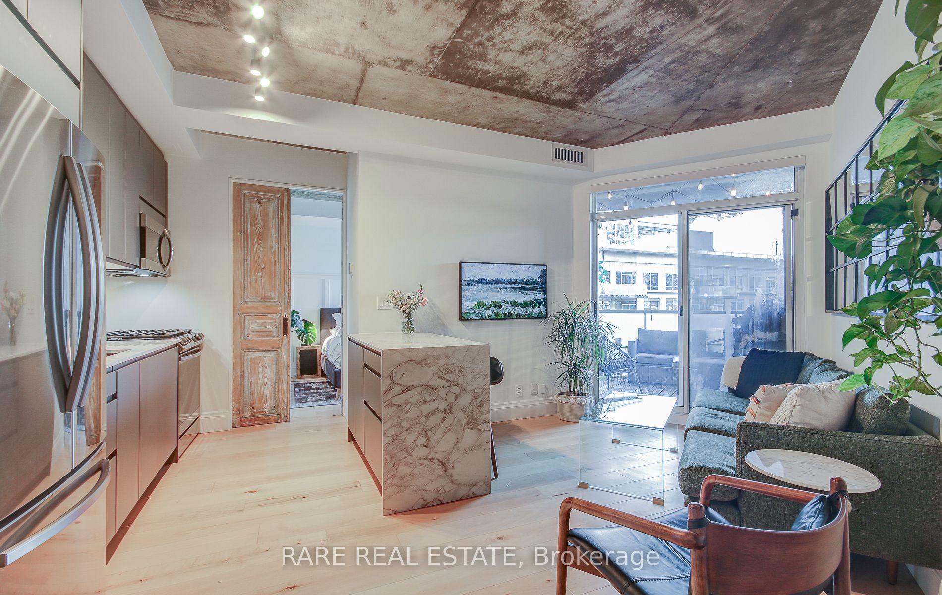 Photo 1 of Unit 829, 1 Shaw Street, Toronto, Niagara — HOMEH
