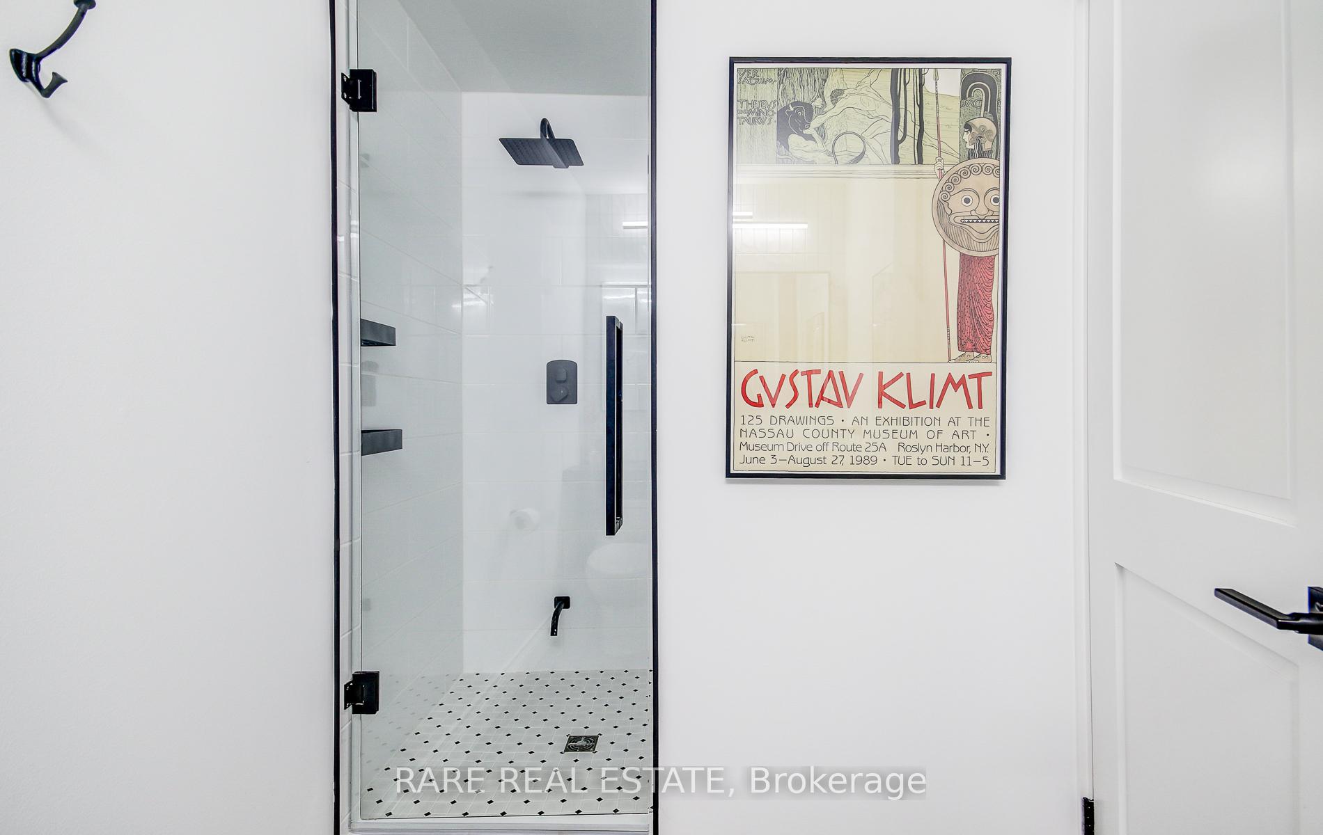 Photo 11 of Unit 829, 1 Shaw Street, Toronto, Niagara — HOMEH