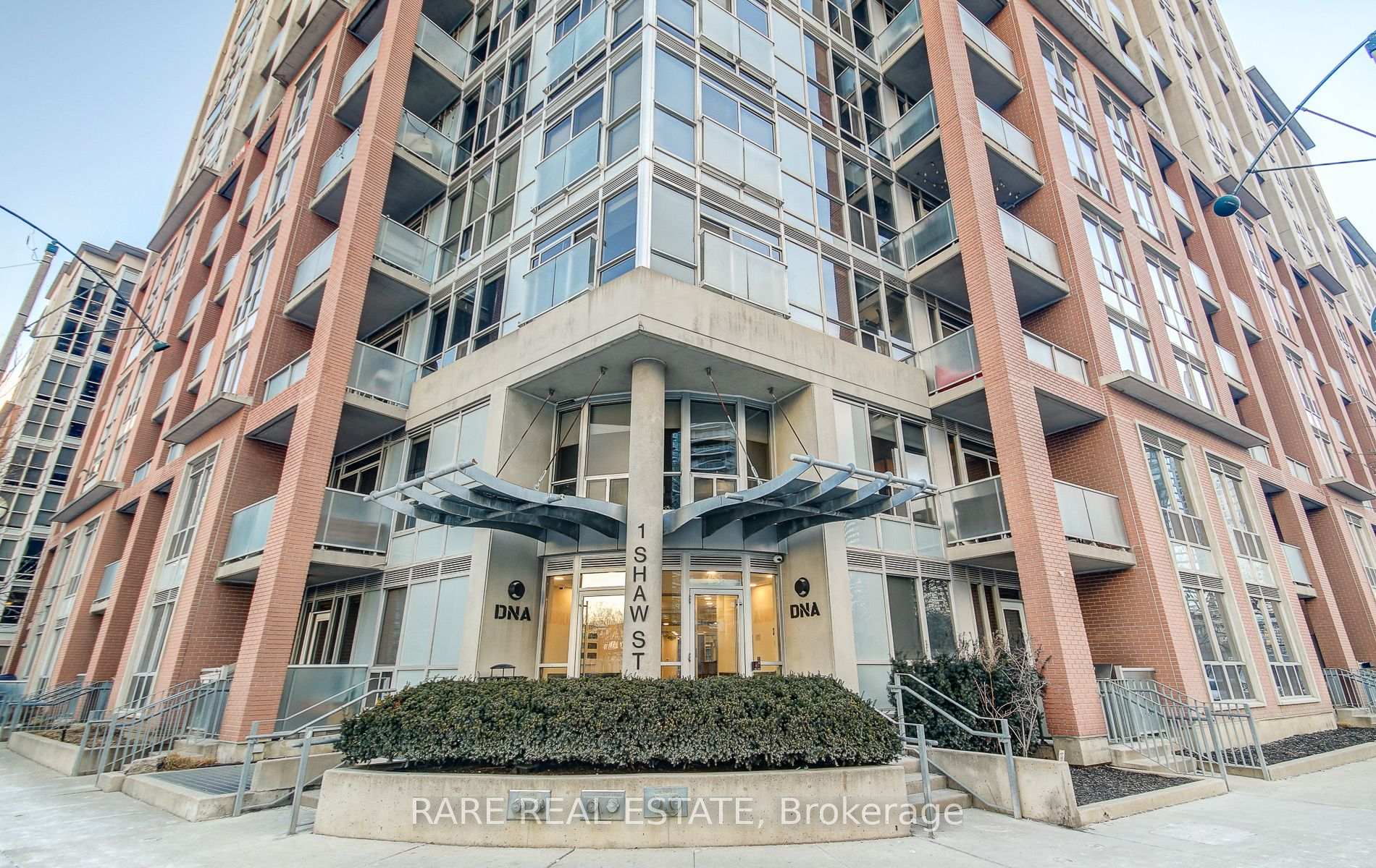 Photo 27 of Unit 829, 1 Shaw Street, Toronto, Niagara — HOMEH