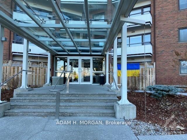 Photo 2 of Unit 1120, 20 chesterton Drive, Ottawa, Borden Farm/Stewart Farm/Carleton Heights/Parkwood Hills — HOMEH