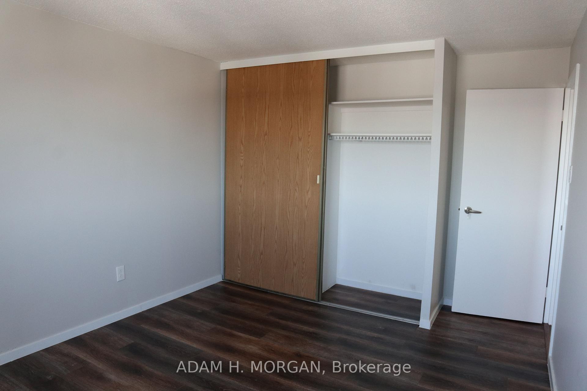 Photo 8 of Unit 1120, 20 chesterton Drive, Ottawa, Borden Farm/Stewart Farm/Carleton Heights/Parkwood Hills — HOMEH