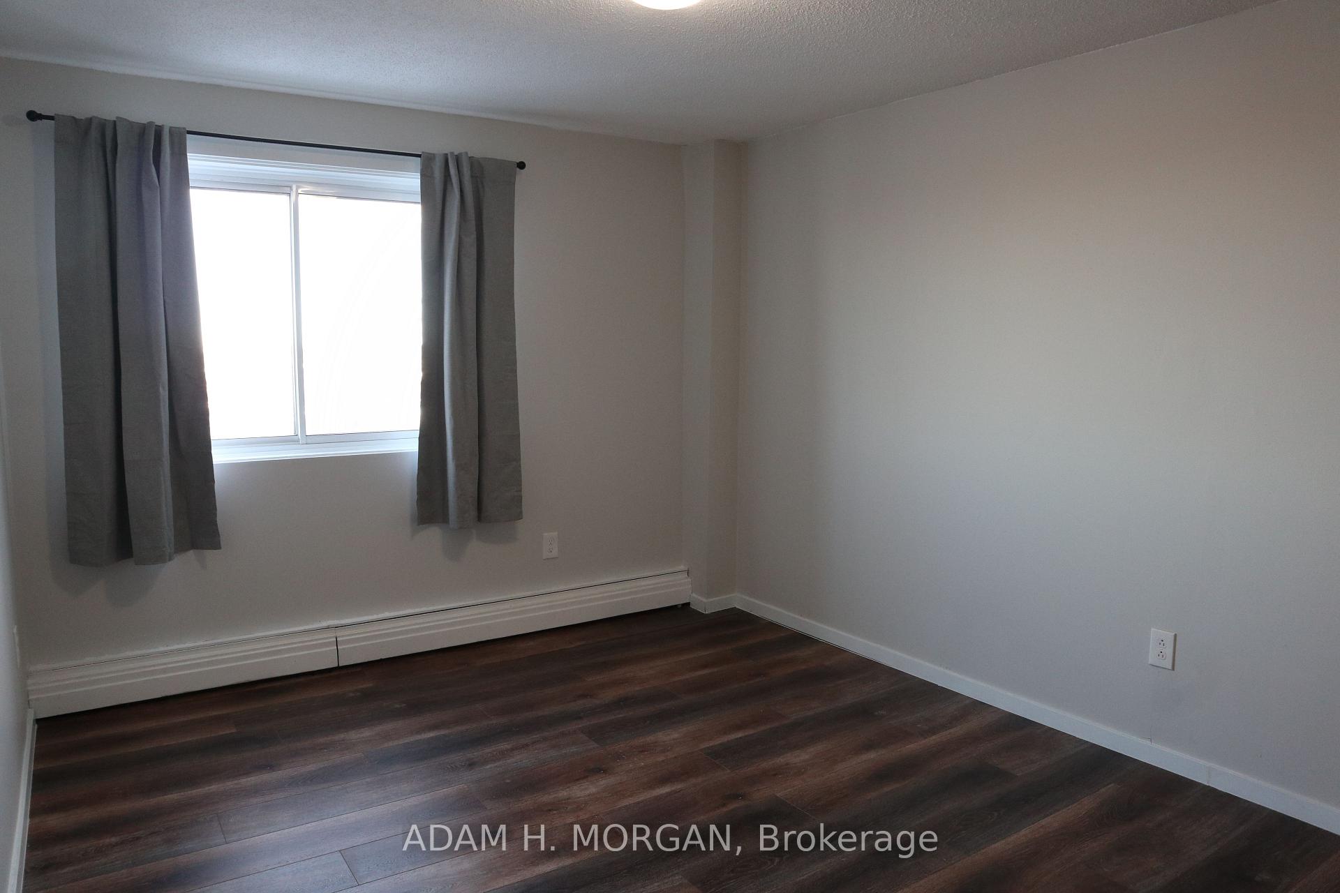 Photo 9 of Unit 1120, 20 chesterton Drive, Ottawa, Borden Farm/Stewart Farm/Carleton Heights/Parkwood Hills — HOMEH