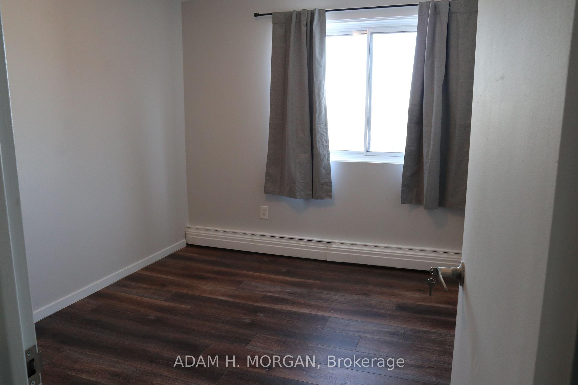 Photo 10 of Unit 1120, 20 chesterton Drive, Ottawa, Borden Farm/Stewart Farm/Carleton Heights/Parkwood Hills — HOMEH