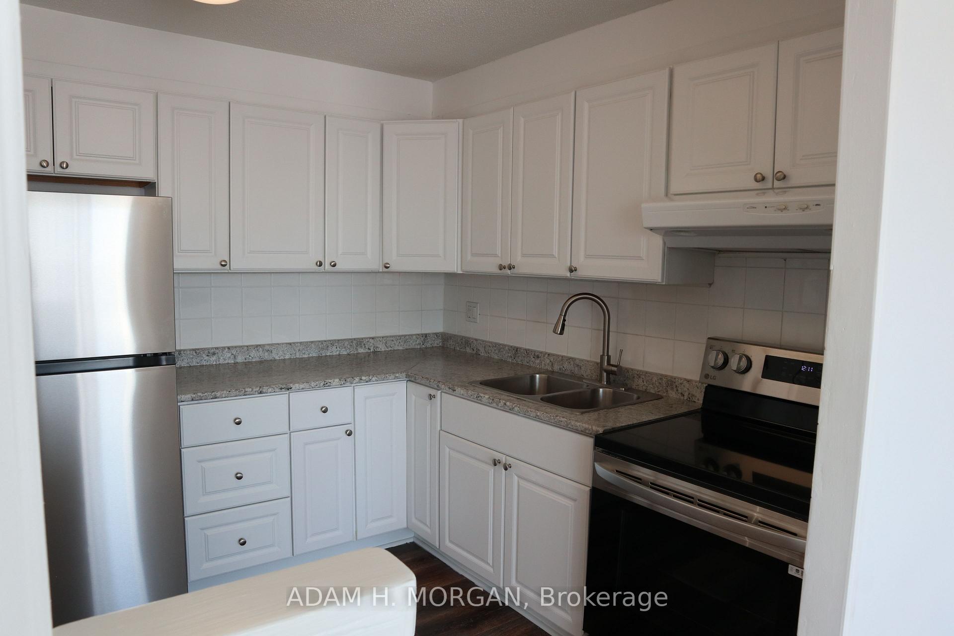 Photo 14 of Unit 1120, 20 chesterton Drive, Ottawa, Borden Farm/Stewart Farm/Carleton Heights/Parkwood Hills — HOMEH