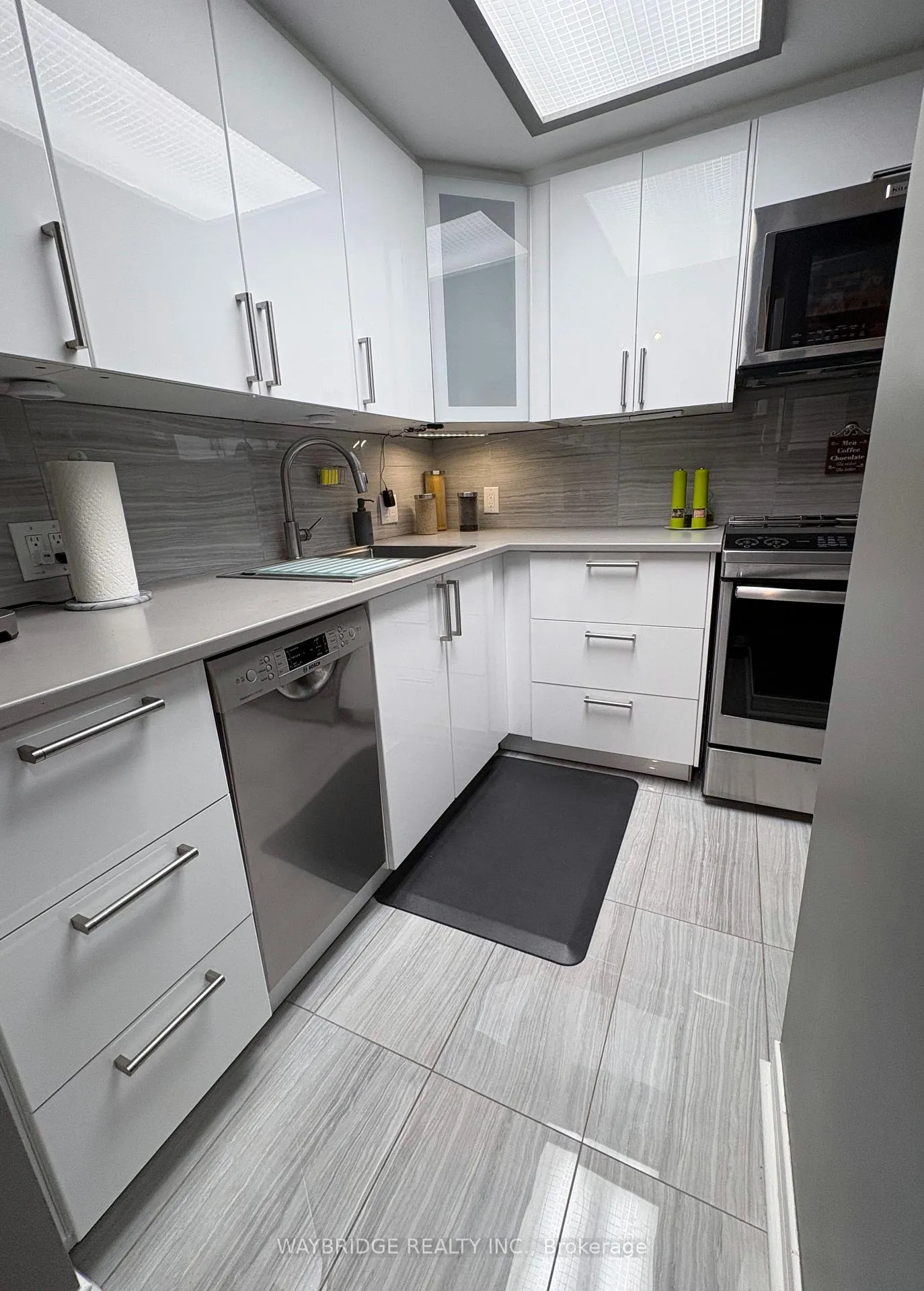 Photo 8 of Unit 216, 35 Murray Street, Ottawa, Lower Town/Byward Market — HOMEH