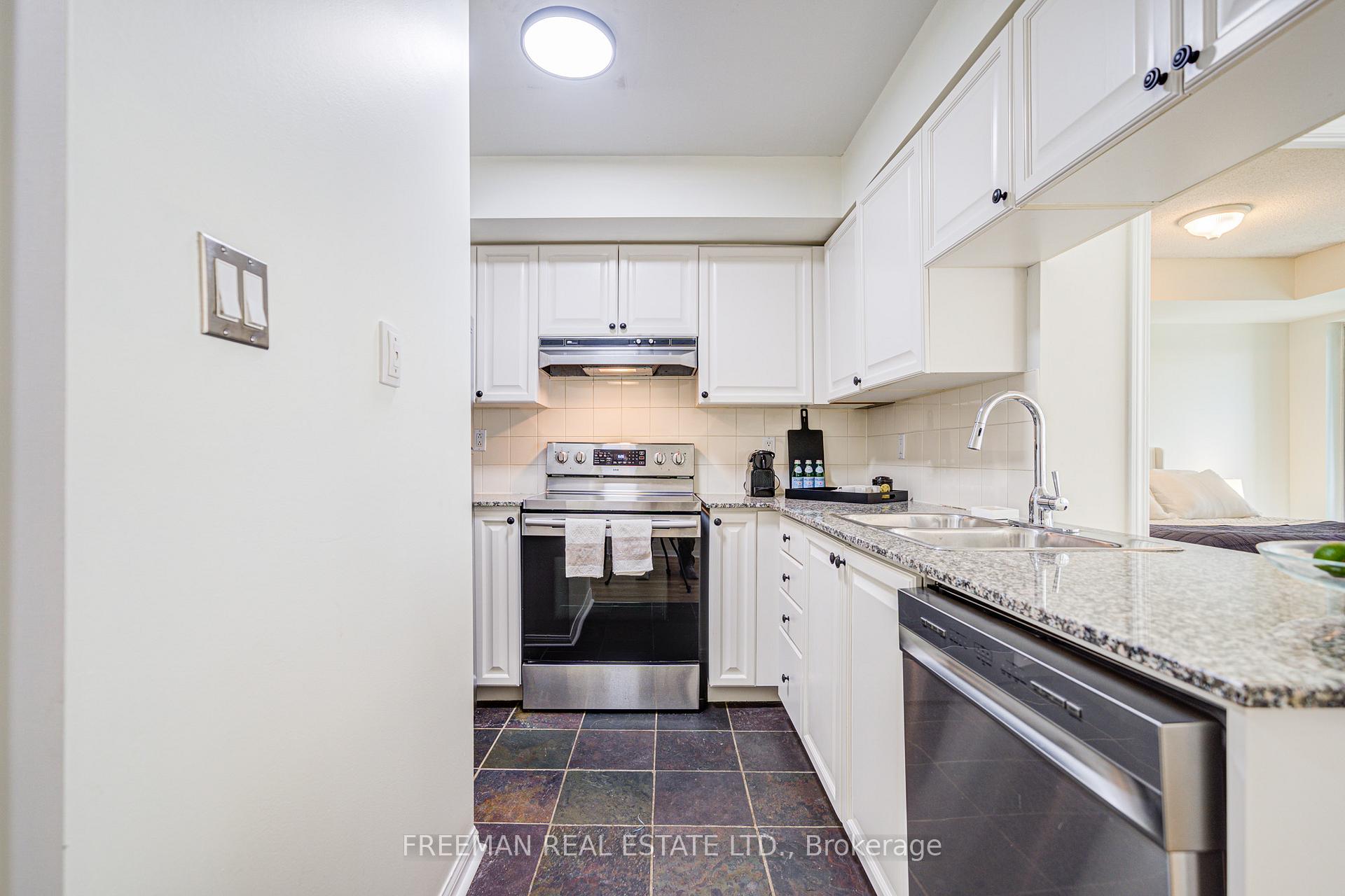 Photo 10 of Unit 620, 230 Queens Quay W, Toronto, Waterfront Communities — HOMEH