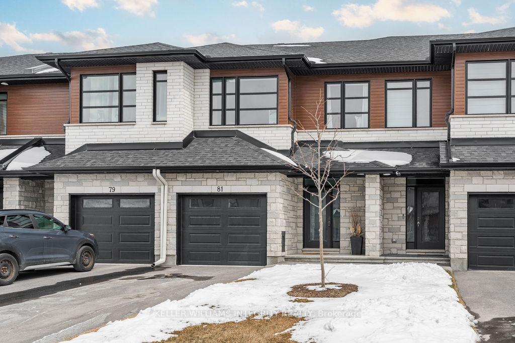 Photo 2 of 81 O'donovan Drive, Carleton Place — HOMEH