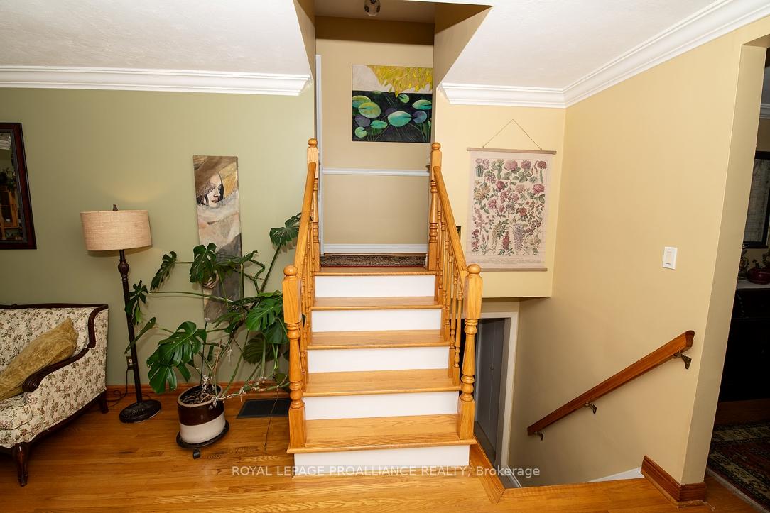 Photo 3 of 68 Edgehill Road, Belleville, Belleville Ward — HOMEH