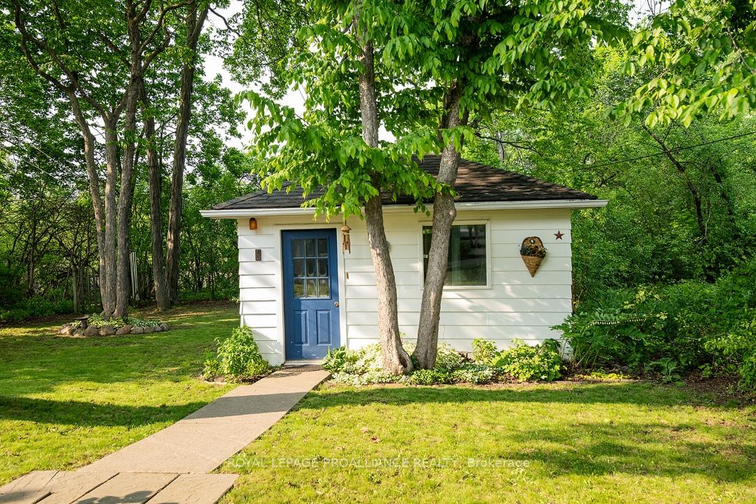 Photo 16 of 68 Edgehill Road, Belleville, Belleville Ward — HOMEH