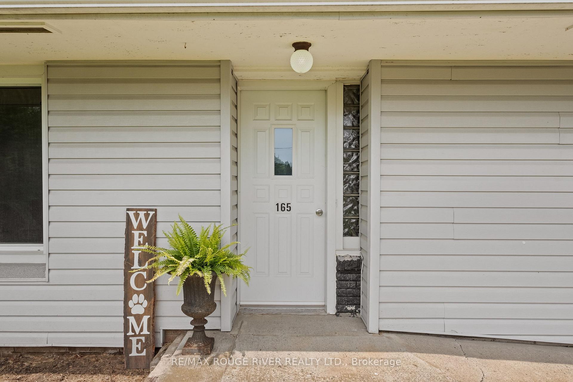 Photo 2 of 165 King Street E, Cramahe, Colborne — HOMEH